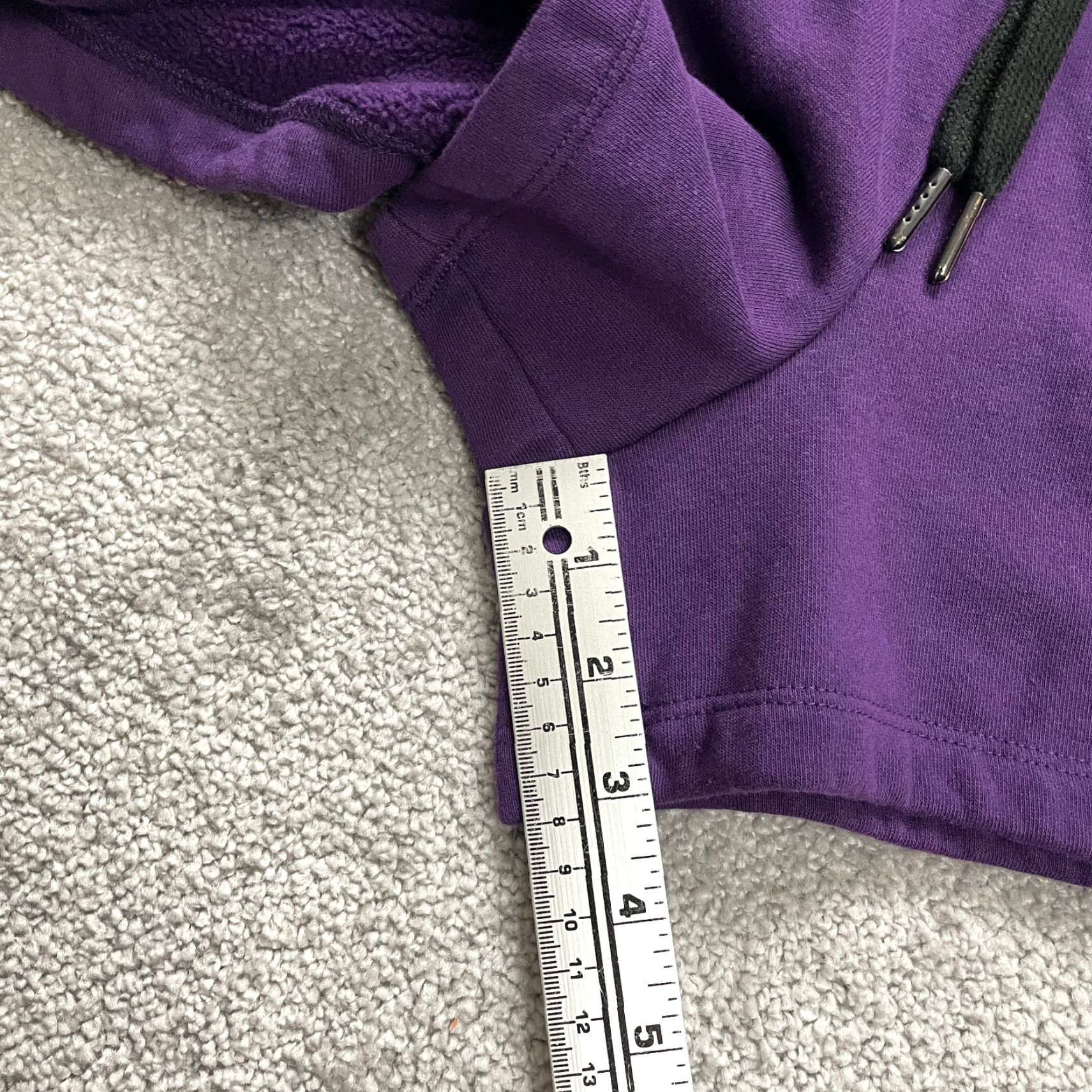 Vintage VINTAGE Peloton Women's Sweat Shorts Small Purple Casual Activewear Cotton 3" Inseam Size 28" / US 6 / IT 42 - 6 Thumbnail