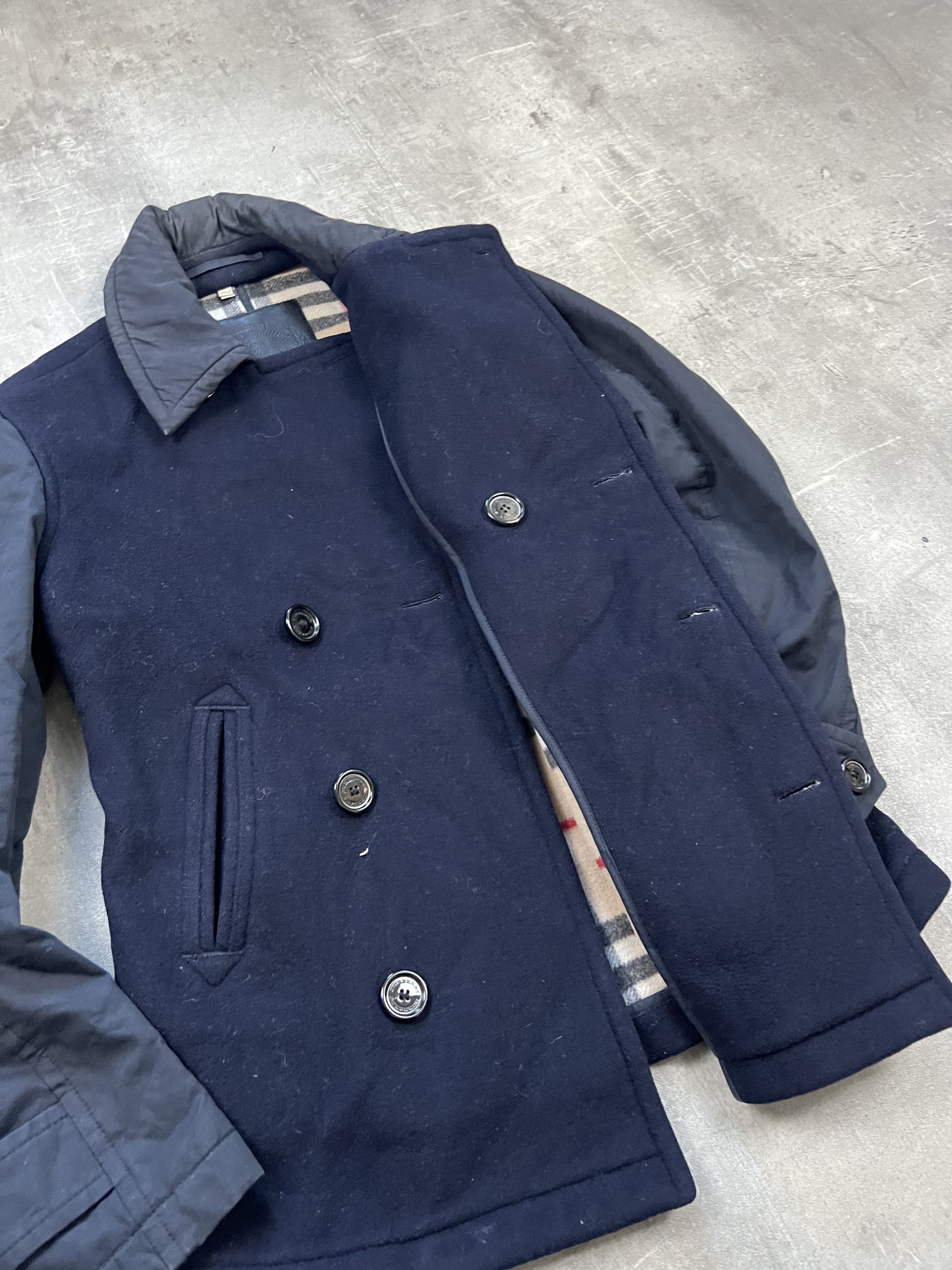 Burberry burberry coat womens M legit luxury rare Size M / US 6-8 / IT 42-44 - 5 Thumbnail