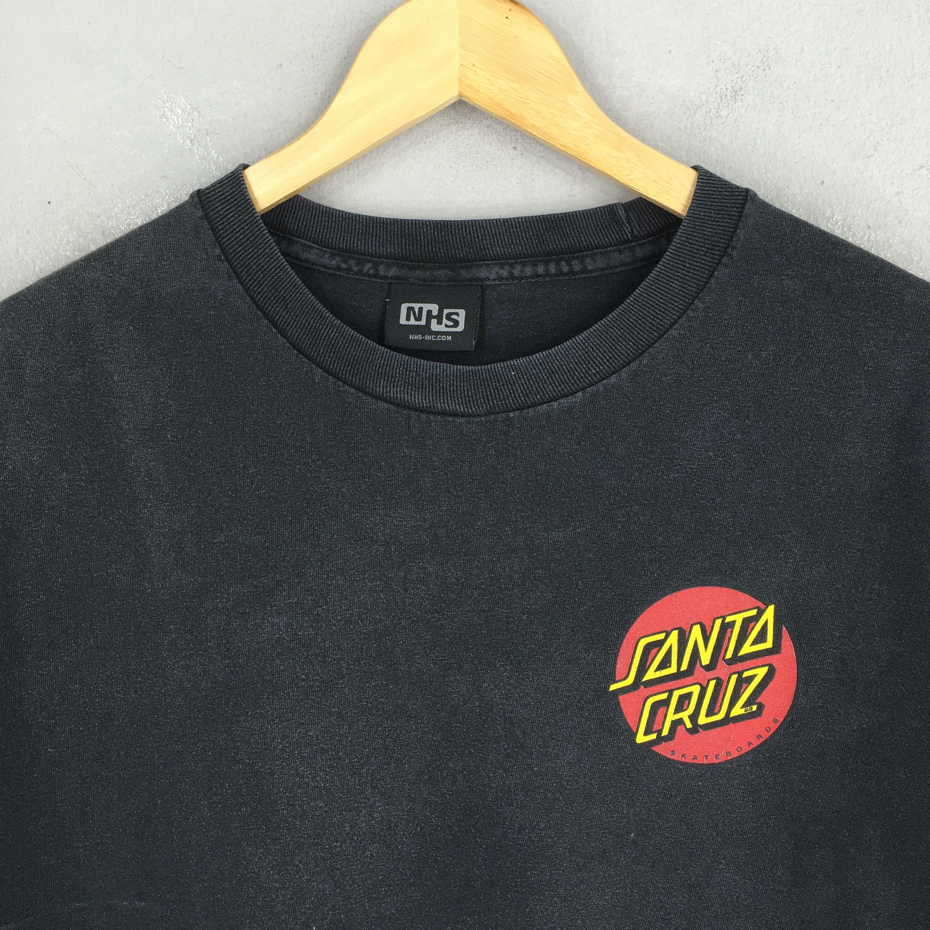 Santa Cruz Skateboards × Vintage Vintage 90's Skate Cruz Skateboards Black T shirt Medium Size US M / EU 48-50 / 2 - 4 Thumbnail