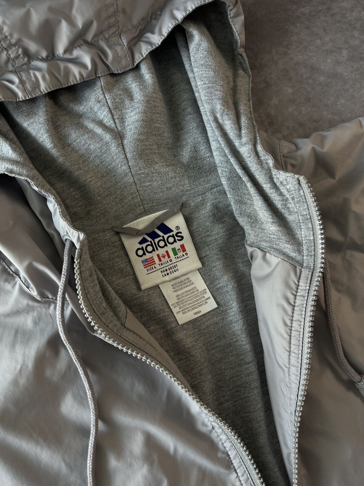 Adidas VINTAGE Adidas Windbreaker Jacket Gray Outdoor Sports Zip Size US L / EU 52-54 / 3 - 3 Thumbnail