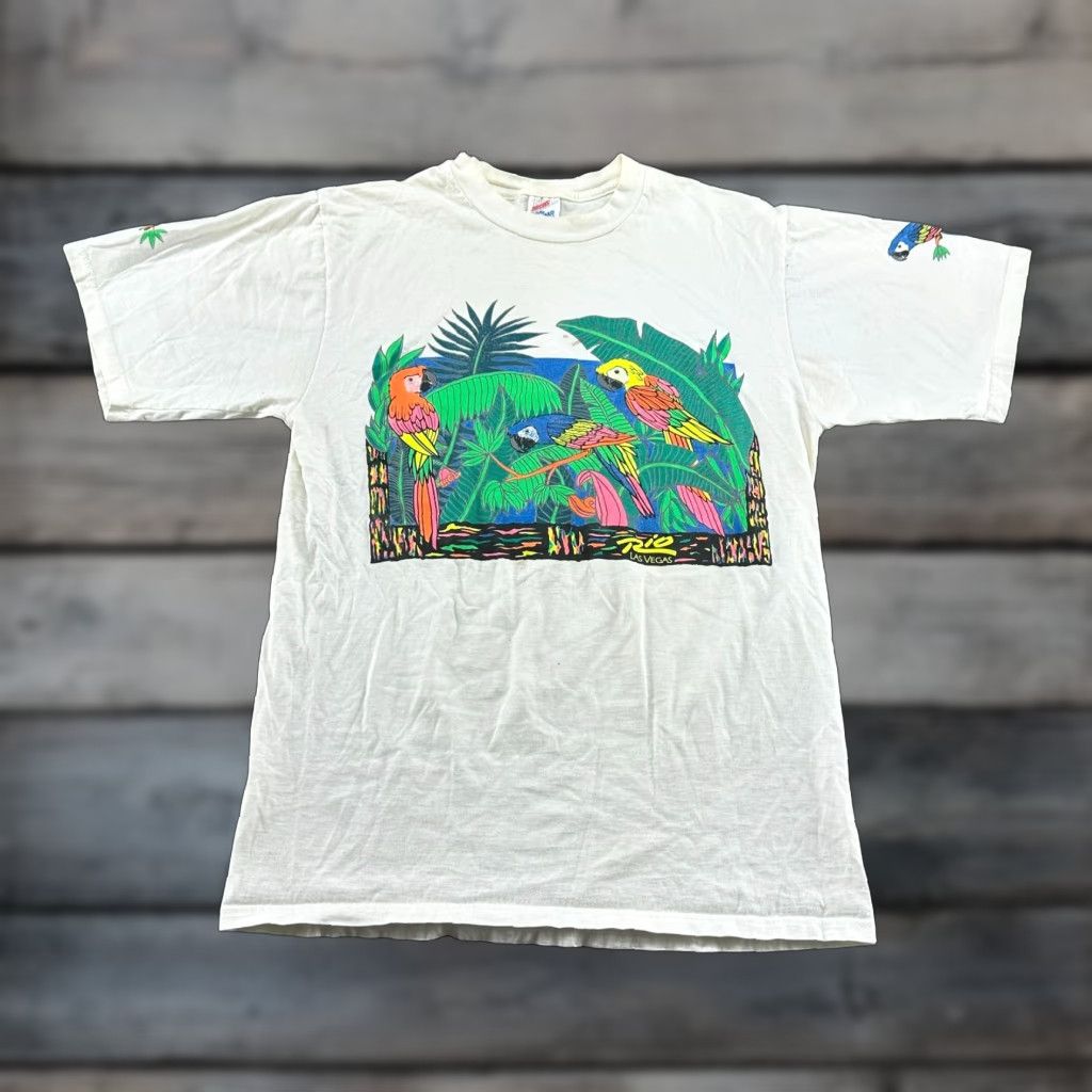 Jerzees VINTAGE Jerzees Rio Las Vegas Shirt Men L White Graphic Parrots 90s Crew Neck Short Sleeve Cotton Knit T-Shirt All Seasons 90s Mens Size US L / EU 52-54 / 3 - 1 Thumbnail