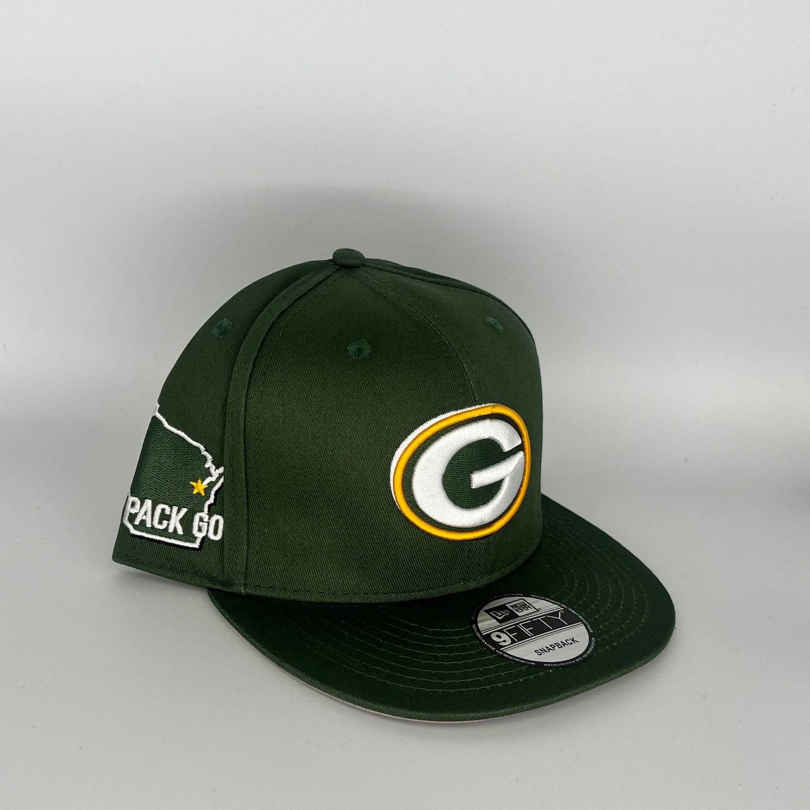 New Era Green Green Bay Packers GO PACK GO Side Patch New Era MLB Size ONE SIZE - 1 Thumbnail