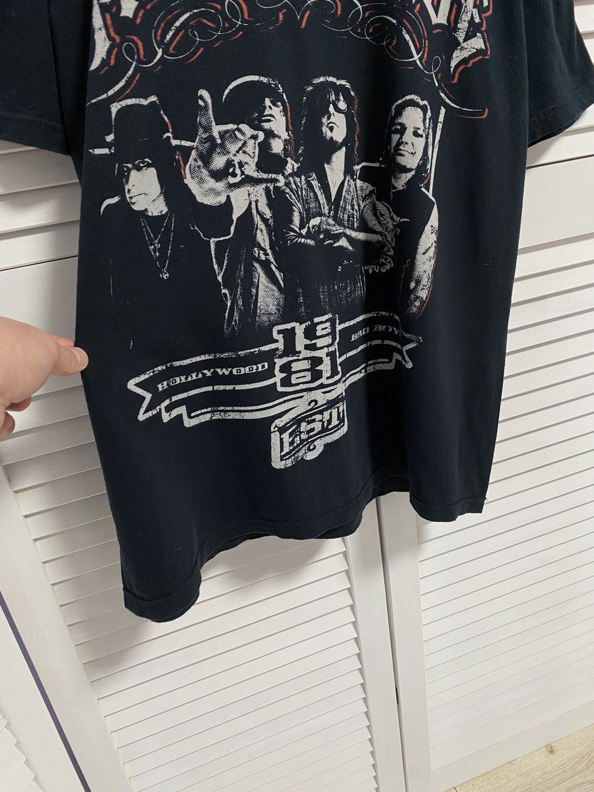 Band Tees T-Shirt Tee Motley Crue Tour 2011 Rock Band Size US L / EU 52-54 / 3 - 3 Thumbnail