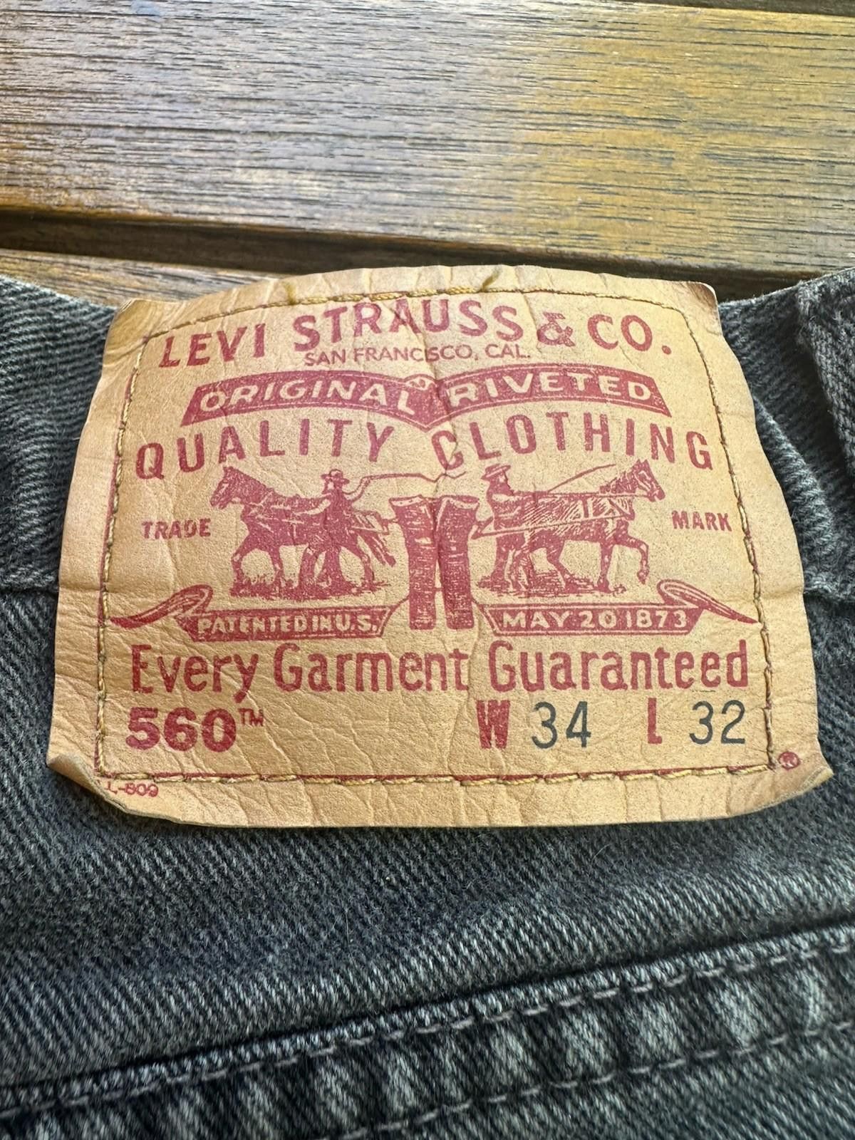 Levi's Levi's 560 Jeans Men's Size 34x32 Black Loose Fit Tapered Size US 34 / EU 50 - 4 Thumbnail