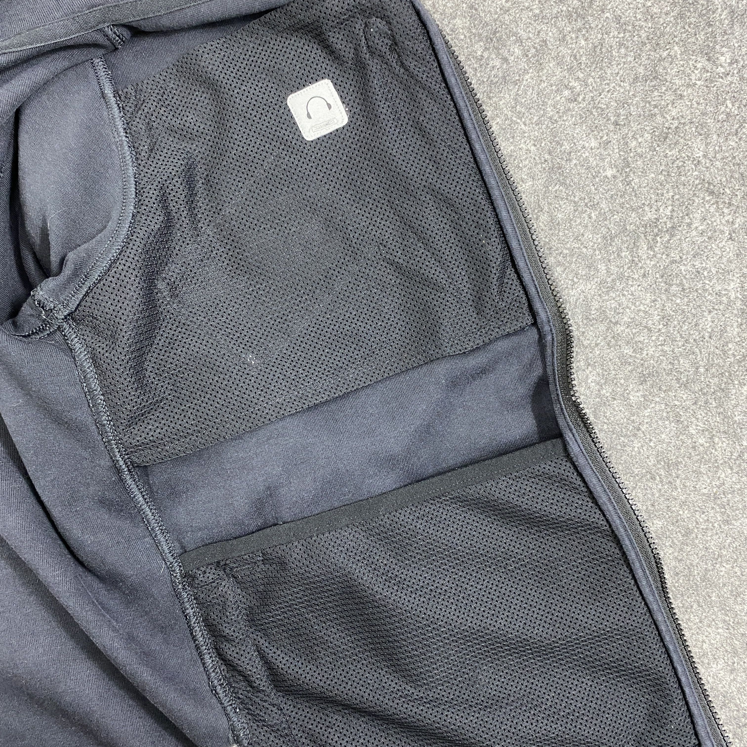 Nike Vintage nike Small Logo Zipper Hoodie Faded - SW095 Size US M / EU 48-50 / 2 - 17 Thumbnail