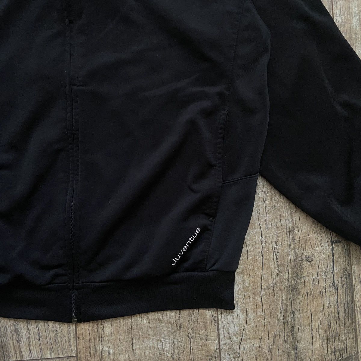 Nike Vintage Nike Juventus FC Full Zip Track Top Size US L / EU 52-54 / 3 - 4 Thumbnail