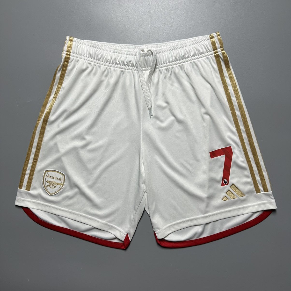 Vintage ARSENAL ADIDAS 2023/2024 FOOTBALL HOME SHORTS #7 SAKA Size US 34 / EU 50 - 1 Thumbnail