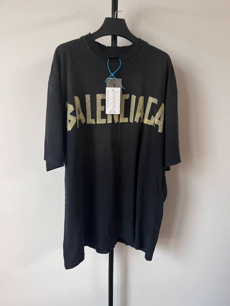 Balenciaga Balenciaga Adhesive tape adhesive tape short-sleeved T-shi Size US M / EU 48-50 / 2 - 1 Thumbnail