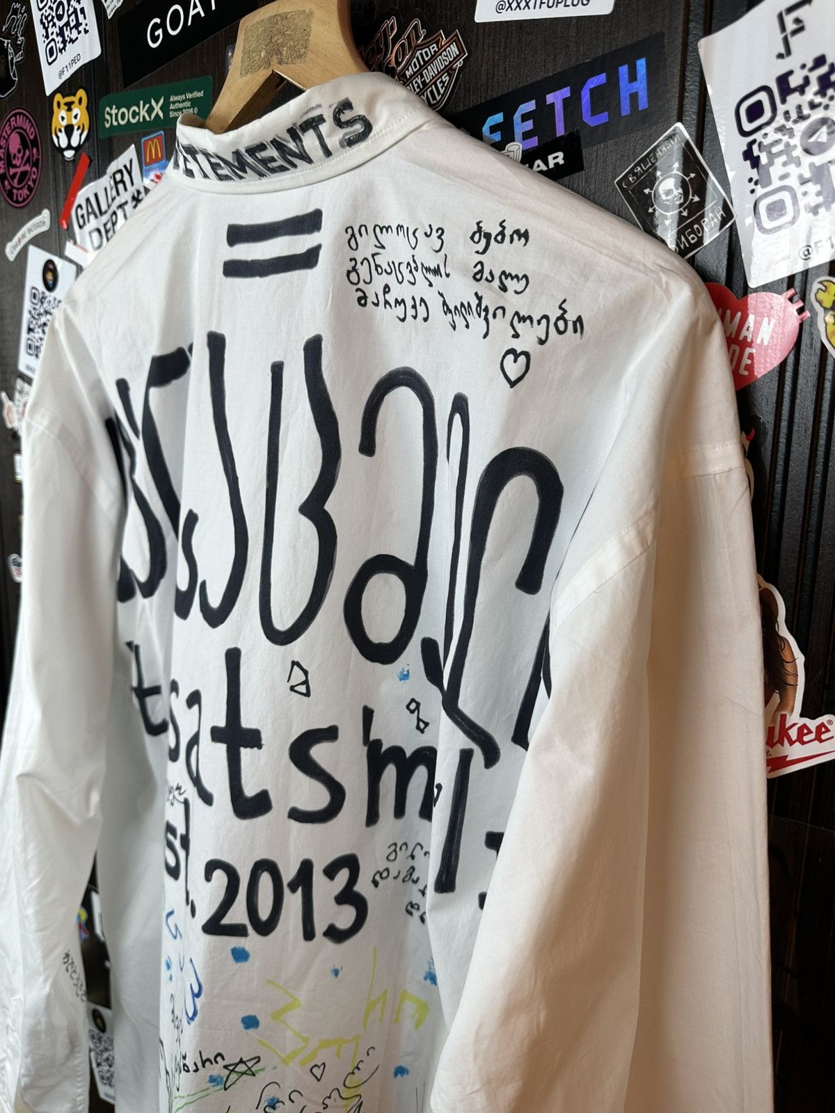 Vetements SS19 Graffiti Shirt Size US XS / EU 42 / 0 - 5 Thumbnail