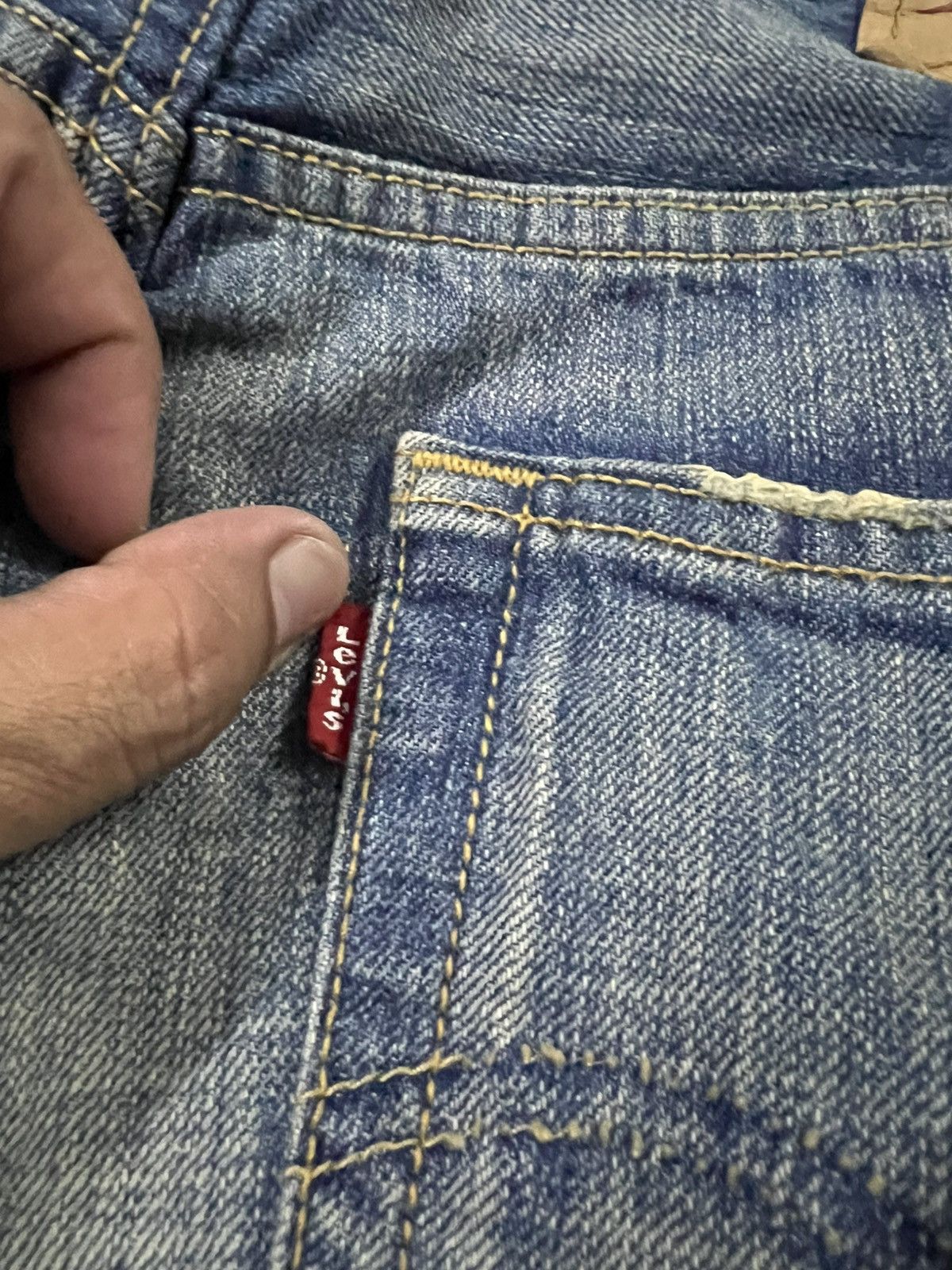Levi's × Levi's Vintage Clothing VINTAGE LEVIS 501 CROPPED DISTRESS JEANS Size US 31 - 13 Thumbnail