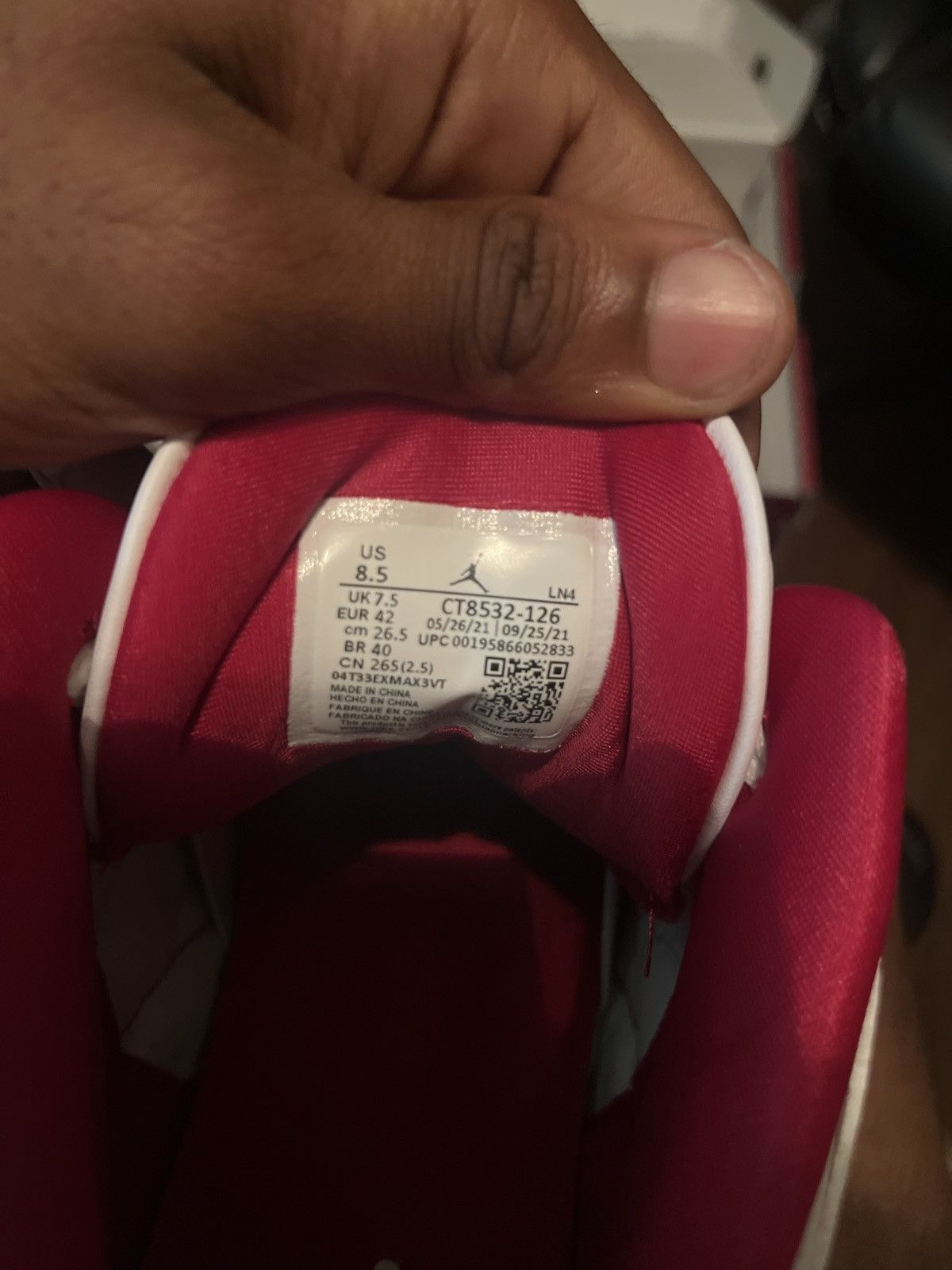 Jordan Brand Jordan 3 retro Cardinals Size US 8.5 / EU 41-42 - 7 Thumbnail