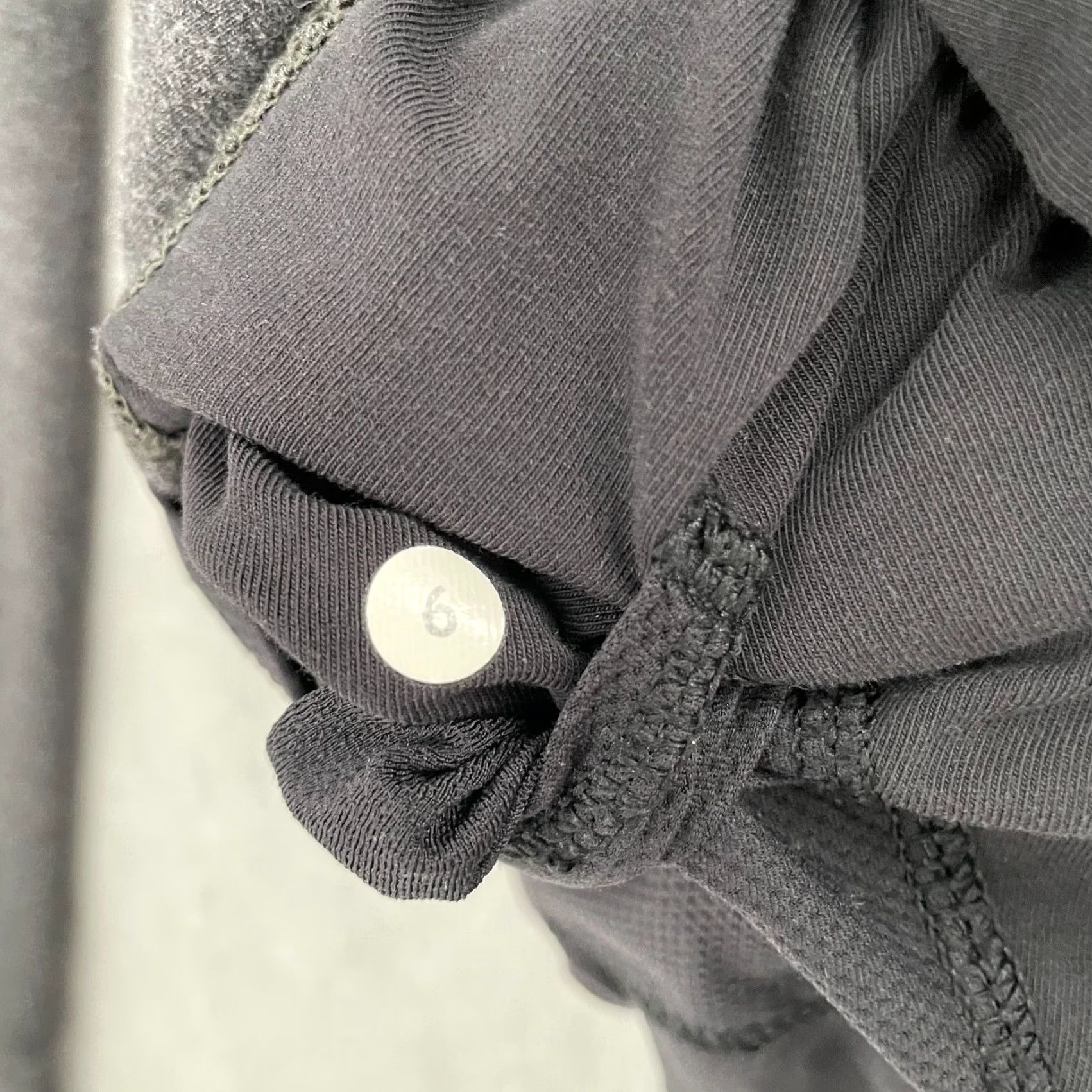 Lululemon Lululemon Sweater Womens 6 Gray Coast Easy Wrap Long Sleeve Pockets Ladies Size M / US 6-8 / IT 42-44 - 7 Thumbnail