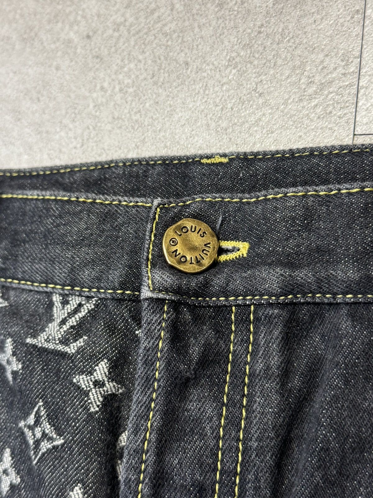 Louis Vuitton × Nigo LV x Nigo Louis Vuitton Made Crazy Monogram Jeans Size US 32 / EU 48 - 6 Thumbnail