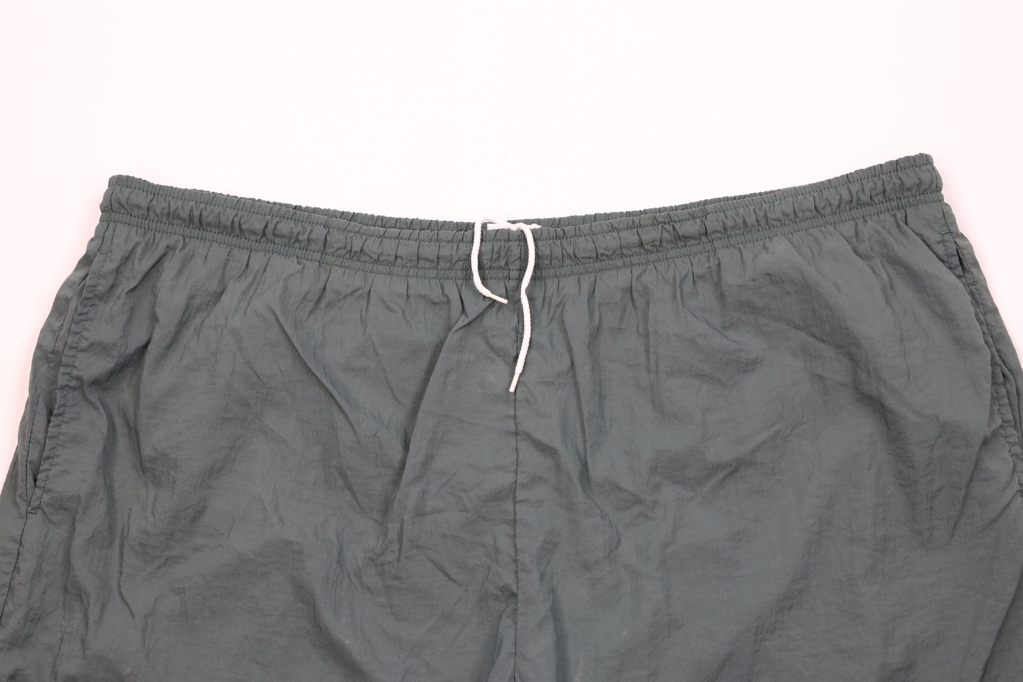 Nike Vintage 90s Nike Travis Scott Big Swoosh Lined Shorts Green Size US 38 / EU 54 - 2 Thumbnail