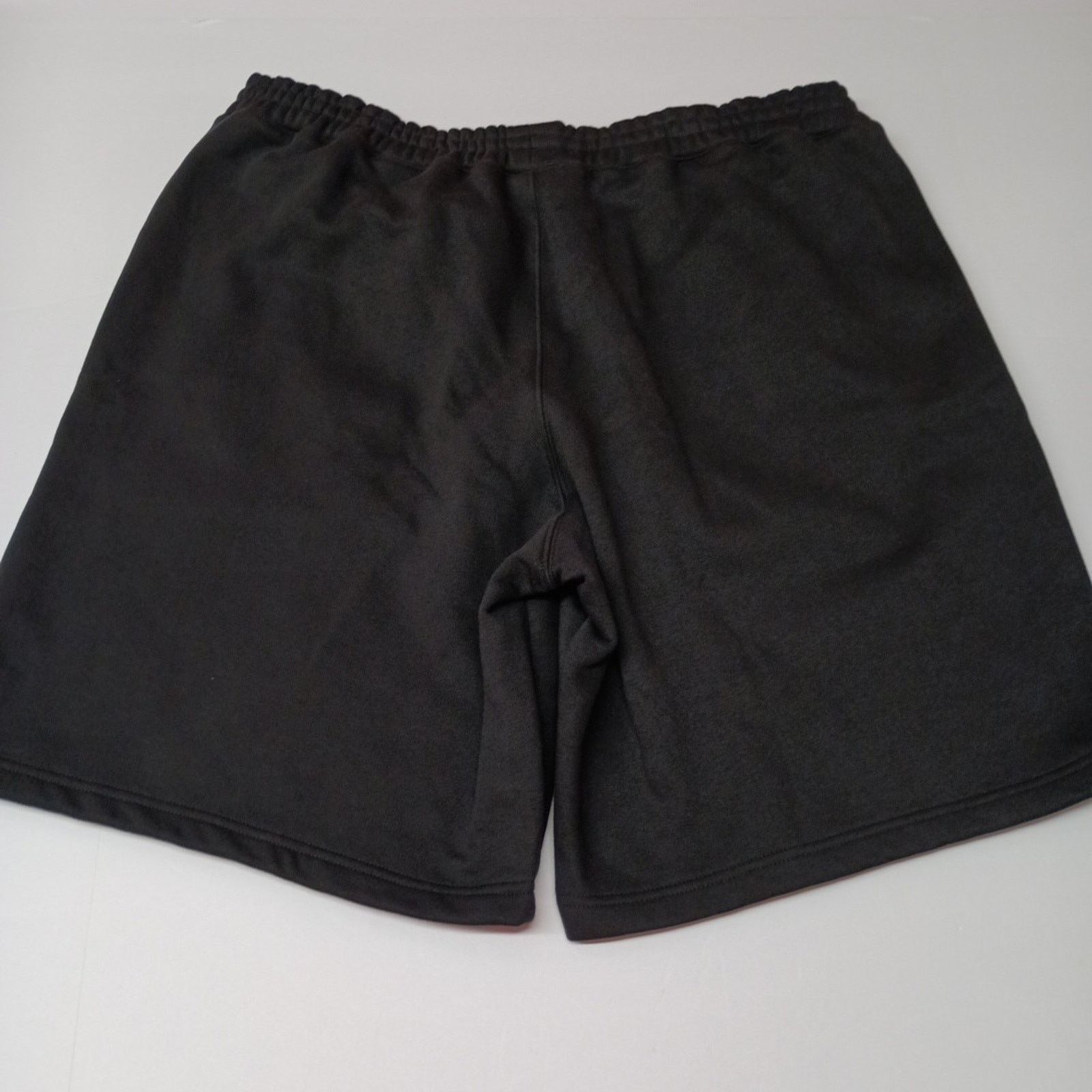 Adidas Adidas Essential Shorts Men’s Size 2XL Black Zip Pockets NWT Size US 38 / EU 54 - 7 Thumbnail