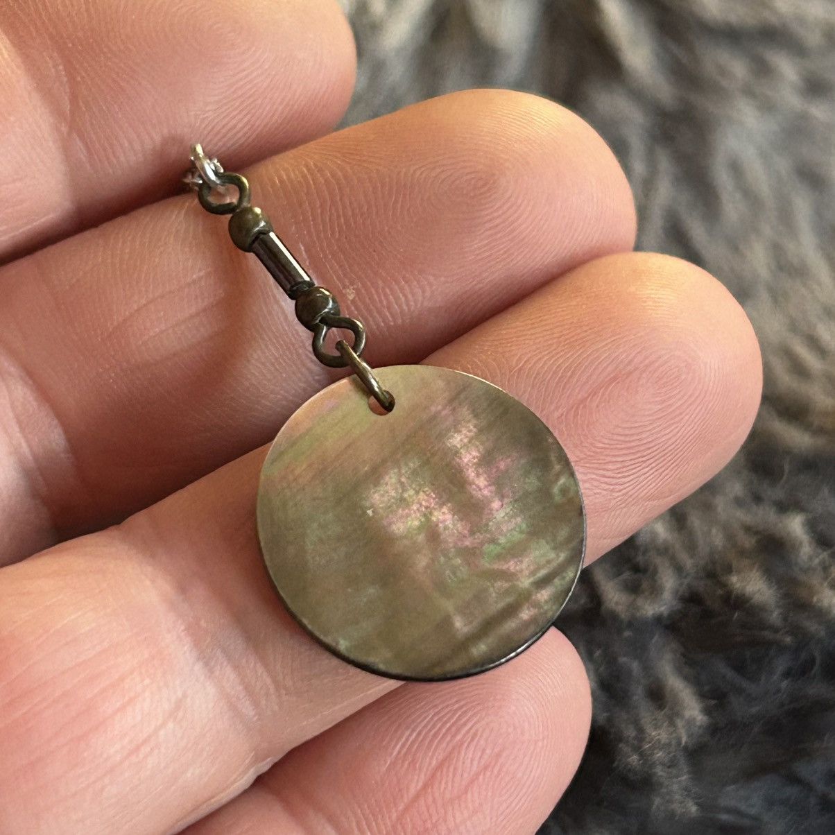 Handmade Handcrafted abalone shell medallion pendant necklace Size ONE SIZE - 5 Thumbnail