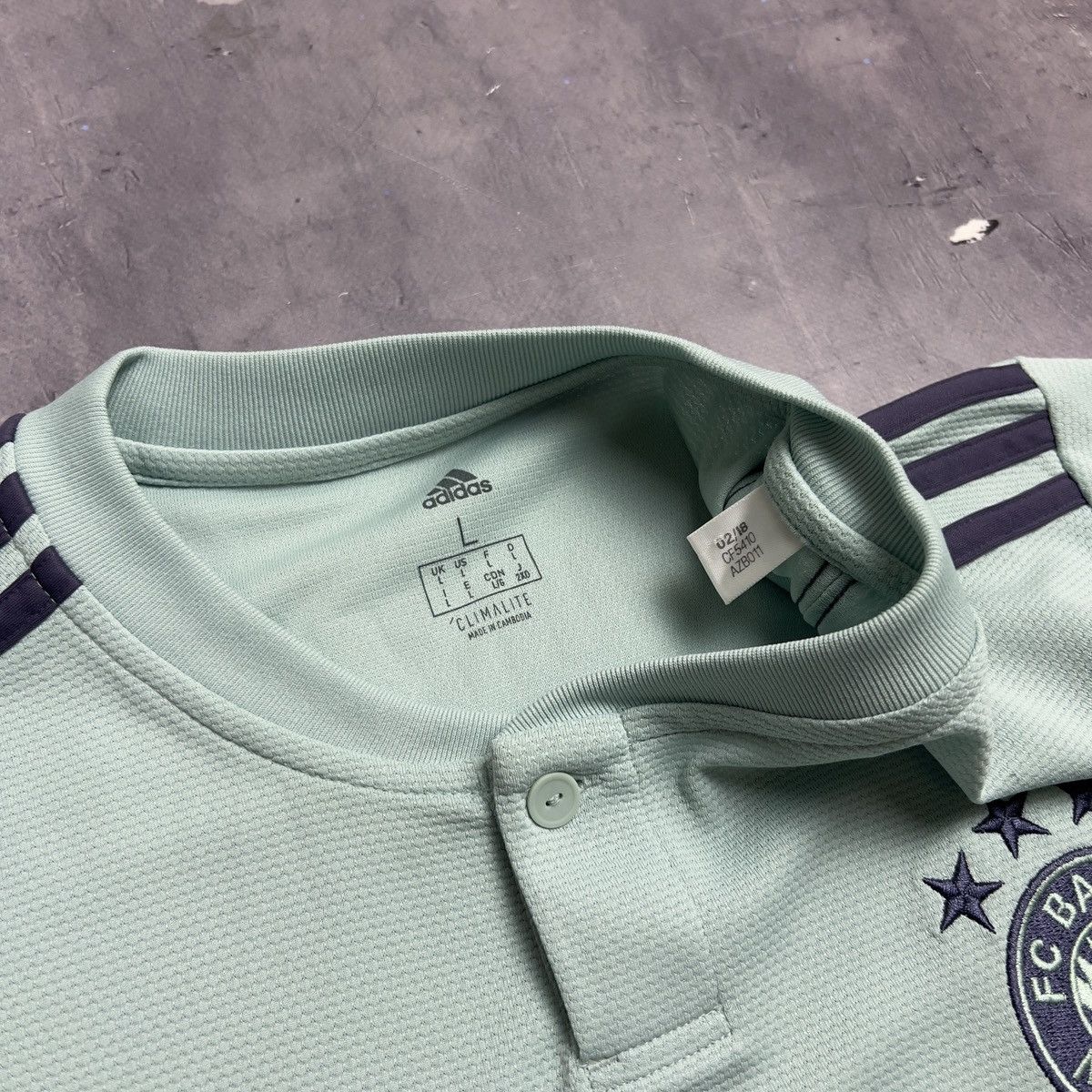 Other Rare! Adidas Fc Bayern Munchen Soccer Jersey Shirt Away Size US L / EU 52-54 / 3 - 11 Thumbnail
