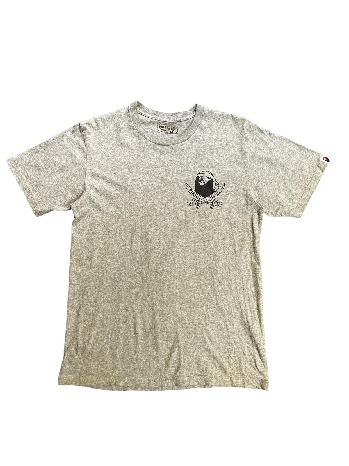 Bape PIRATE STORE X A BATHING APE Size US M / EU 48-50 / 2 - 2 Thumbnail