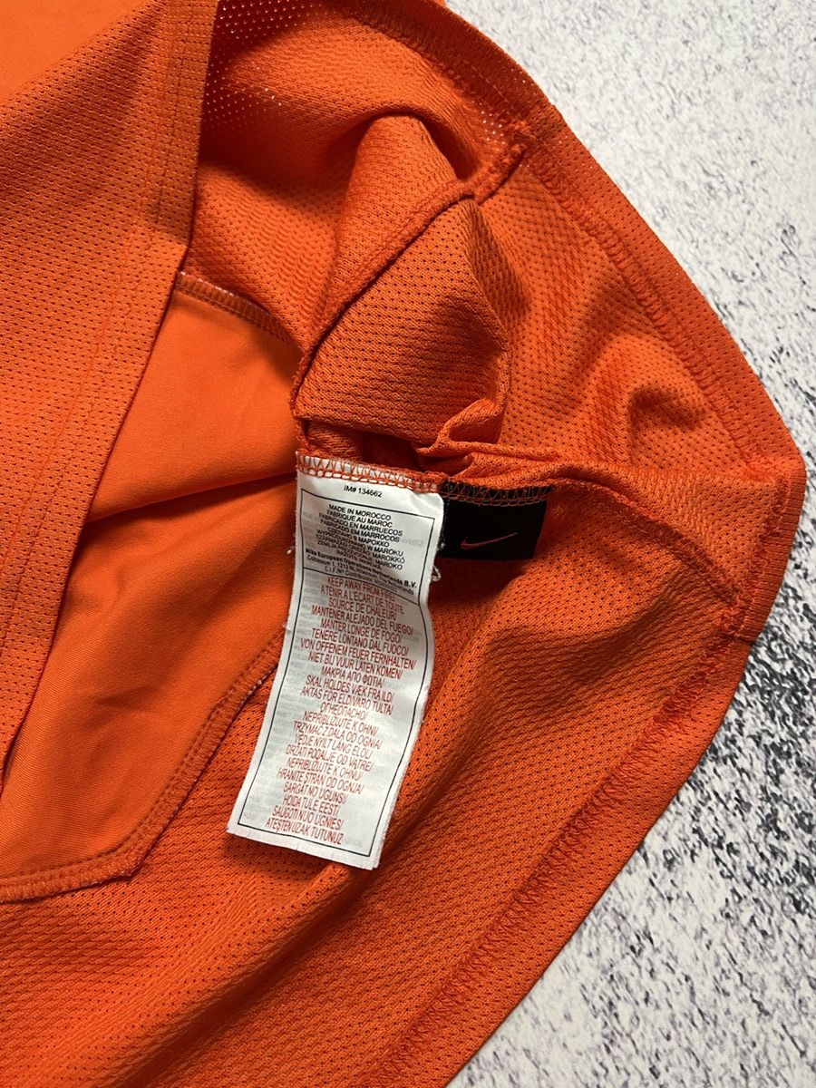 Nike × Vintage Nike Netherlands 2004 Soccer Football Jersey Blockcore Rare Size US S / EU 44-46 / 1 - 11 Thumbnail
