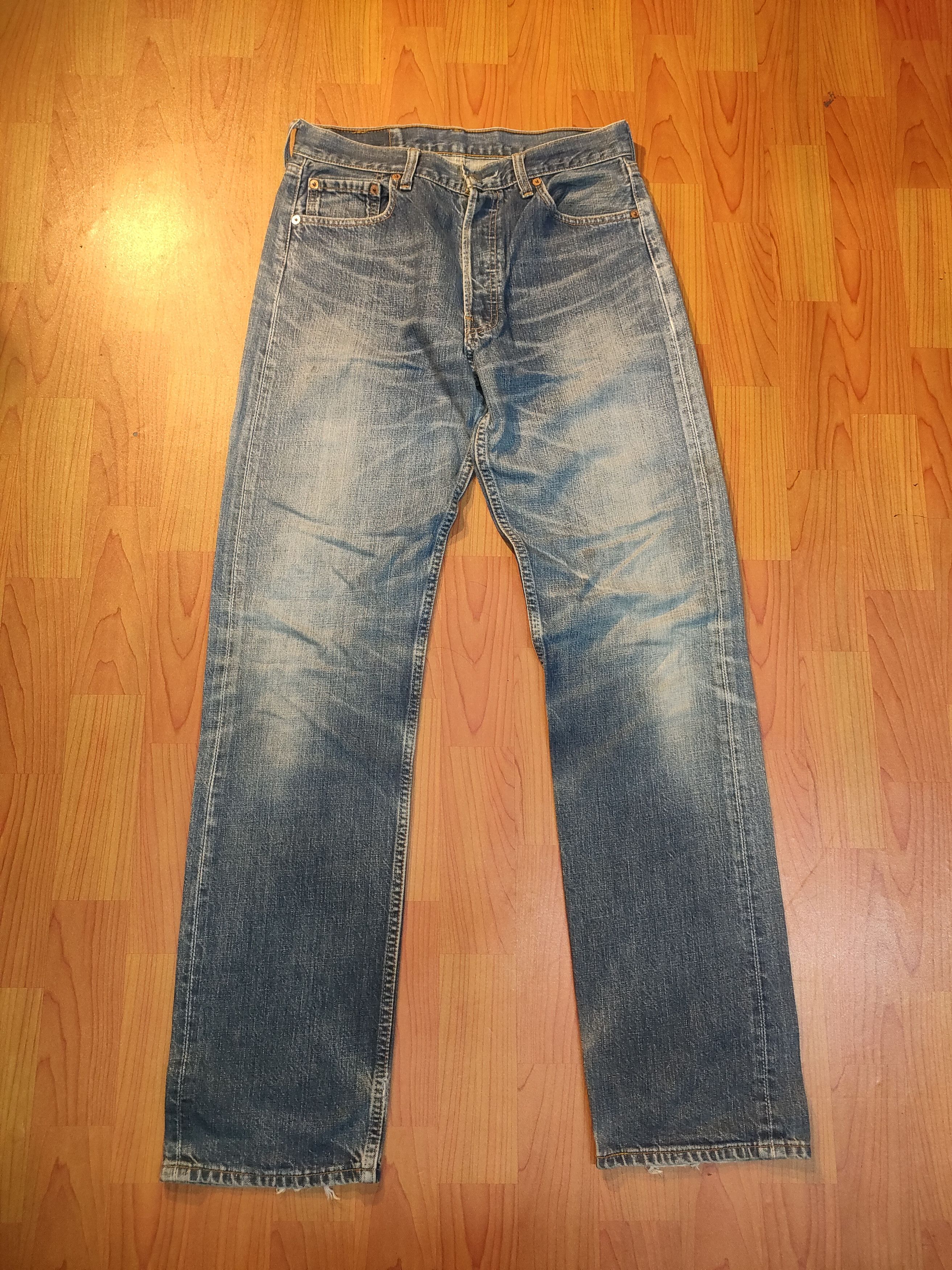 Levi's Vintage Clothing × Vintage Distressed Vintage Levi's Jeans Size US 30 / EU 46 - 1 Thumbnail