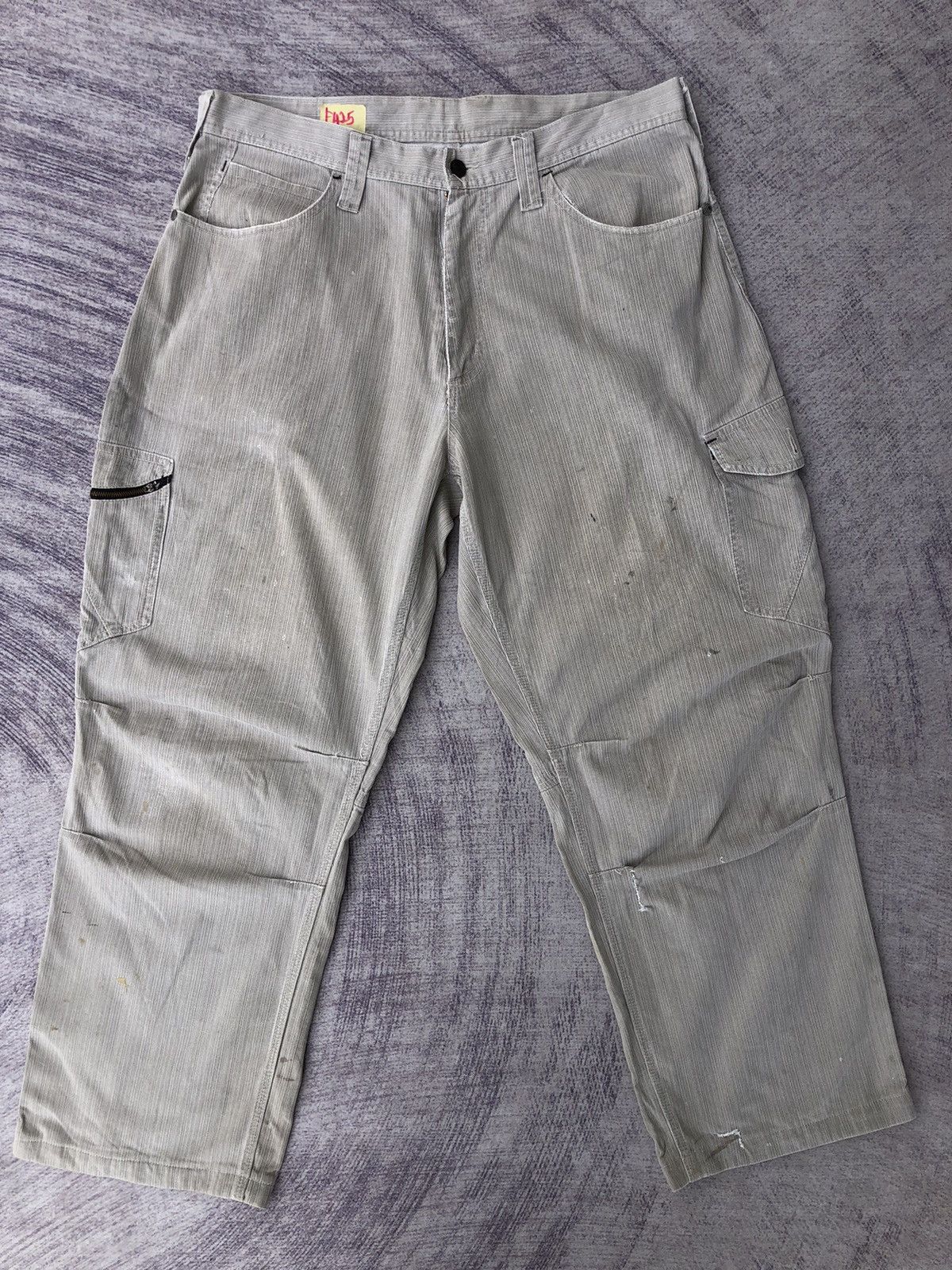 The Unbranded Brand Faded Cargo Dogman With 6 Pocket Pants Size US 36 / EU 52 - 2 Thumbnail