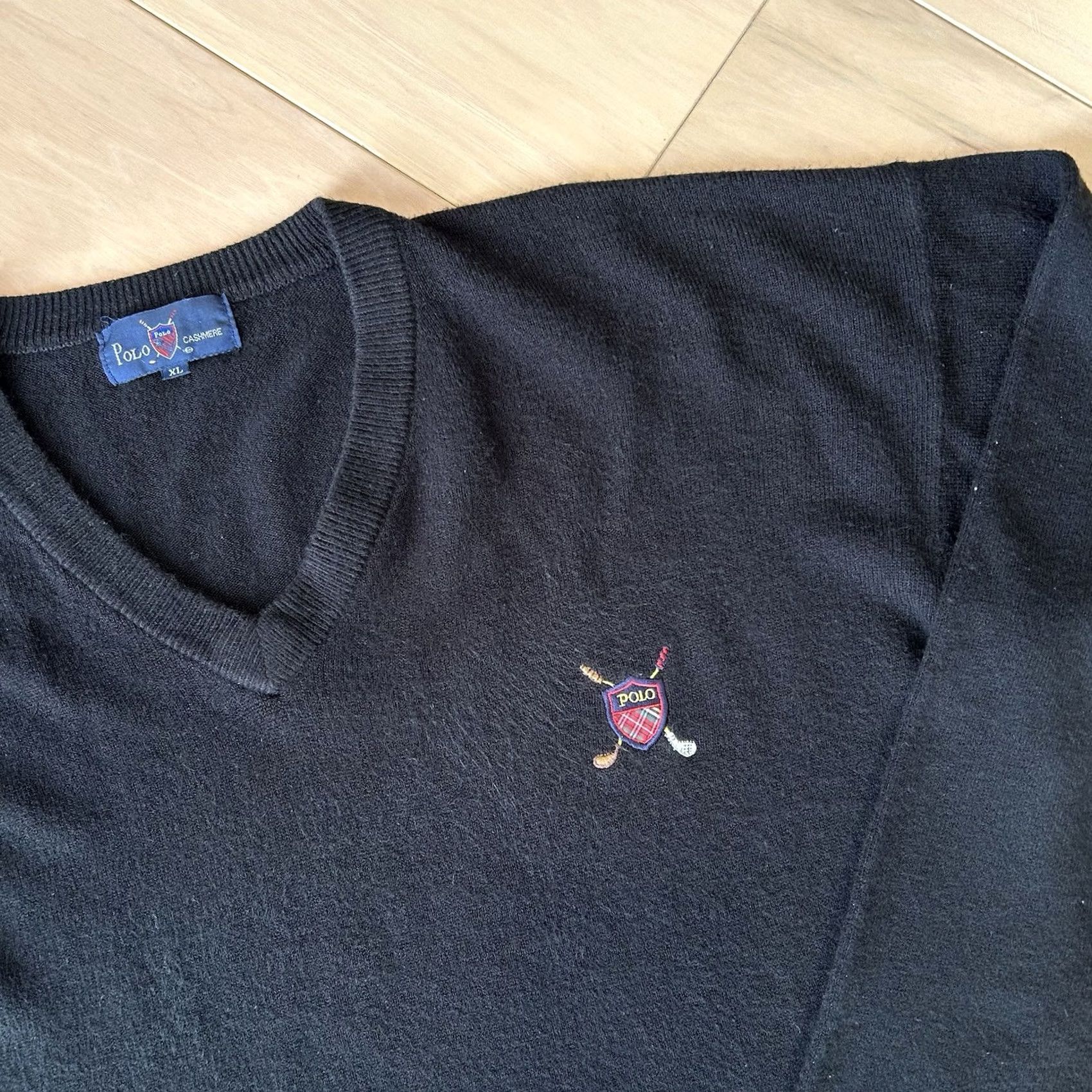 Polo Ralph Lauren Vintage Polo Cashmere V-Neck Sweater Golf Shield Mens XL Size US XL / EU 56 / 4 - 2 Thumbnail