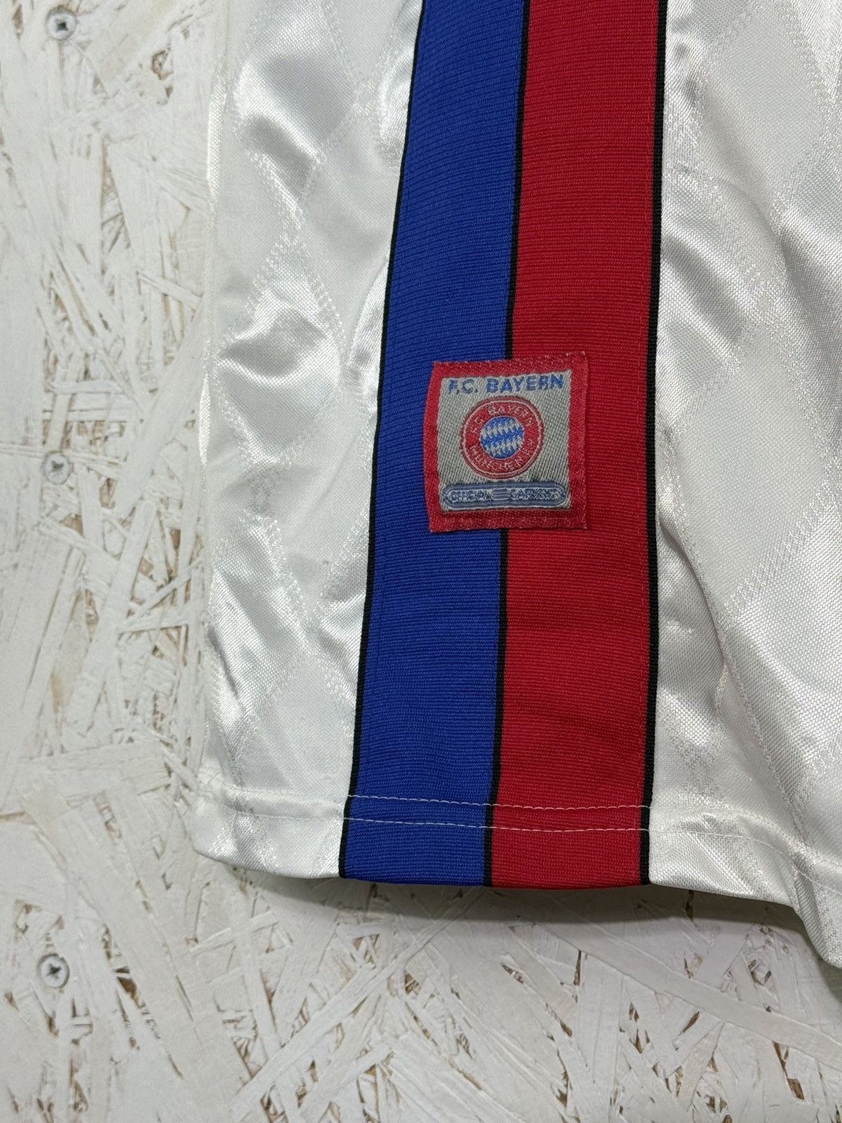 Adidas 90s Adidas FC Bayern Munchen 1996/97/98 Away Soccer Jersey Size US XL / EU 56 / 4 - 4 Thumbnail