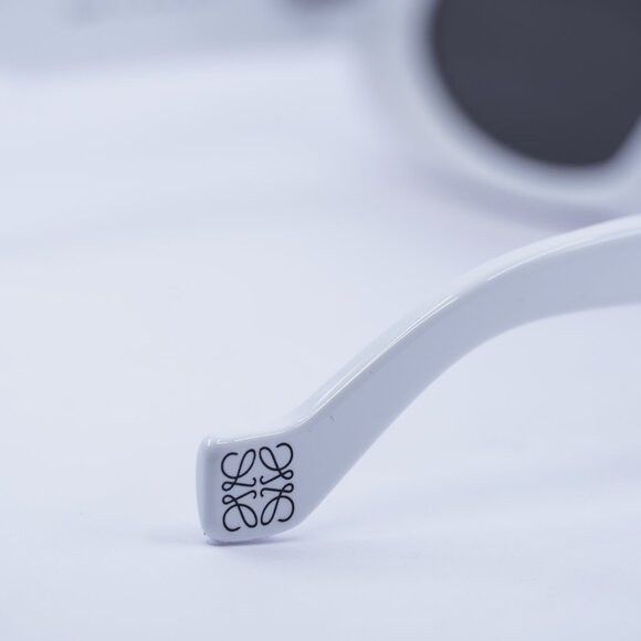 Loewe Loewe LW40033I 21C Sunglasses White Rectangle Frame, Smoke Size ONE SIZE - 7 Thumbnail