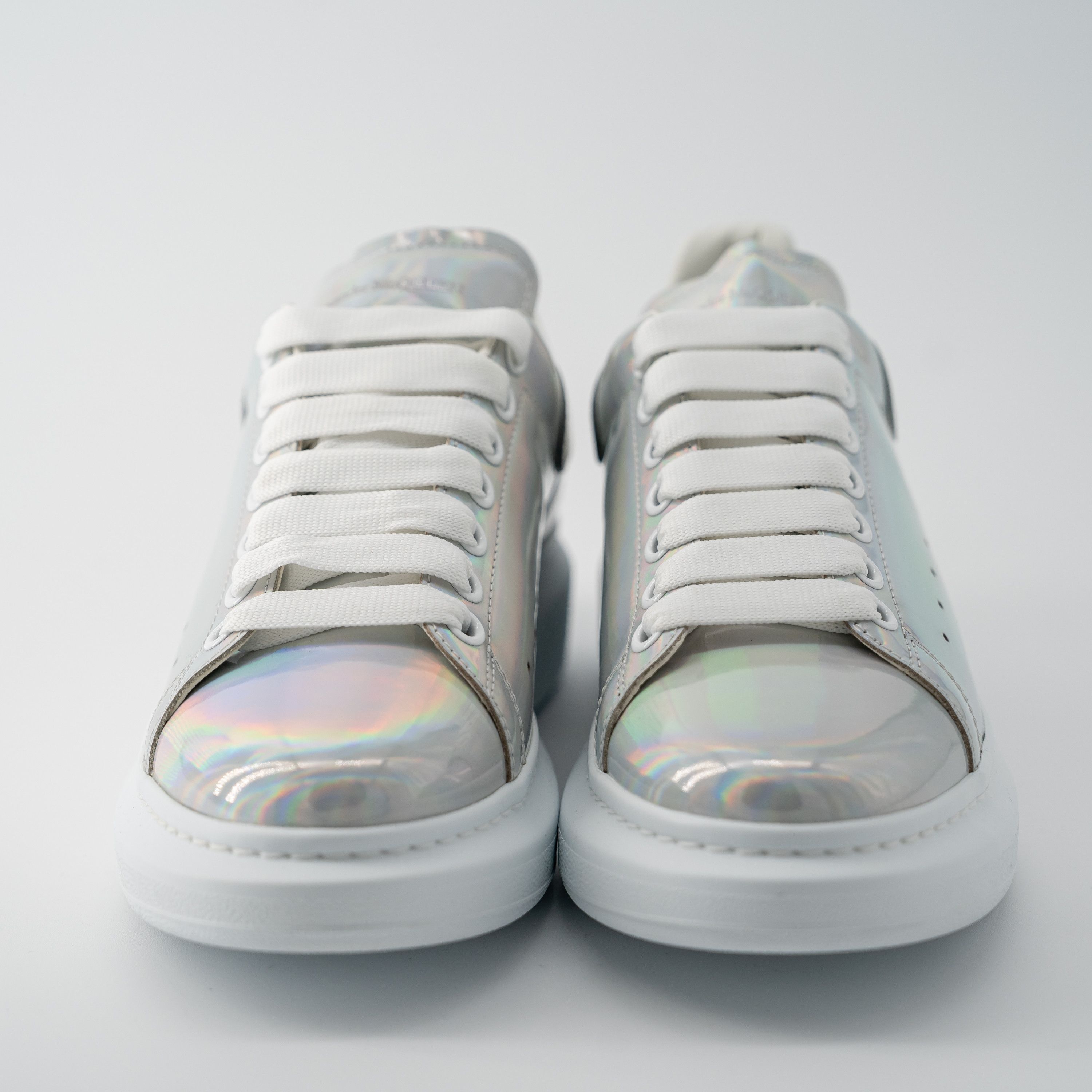 Alexander McQueen 11 - Alexander McQueen Oversized Sneakers White Iridescent Size US 11 / IT 41 - 2 Thumbnail