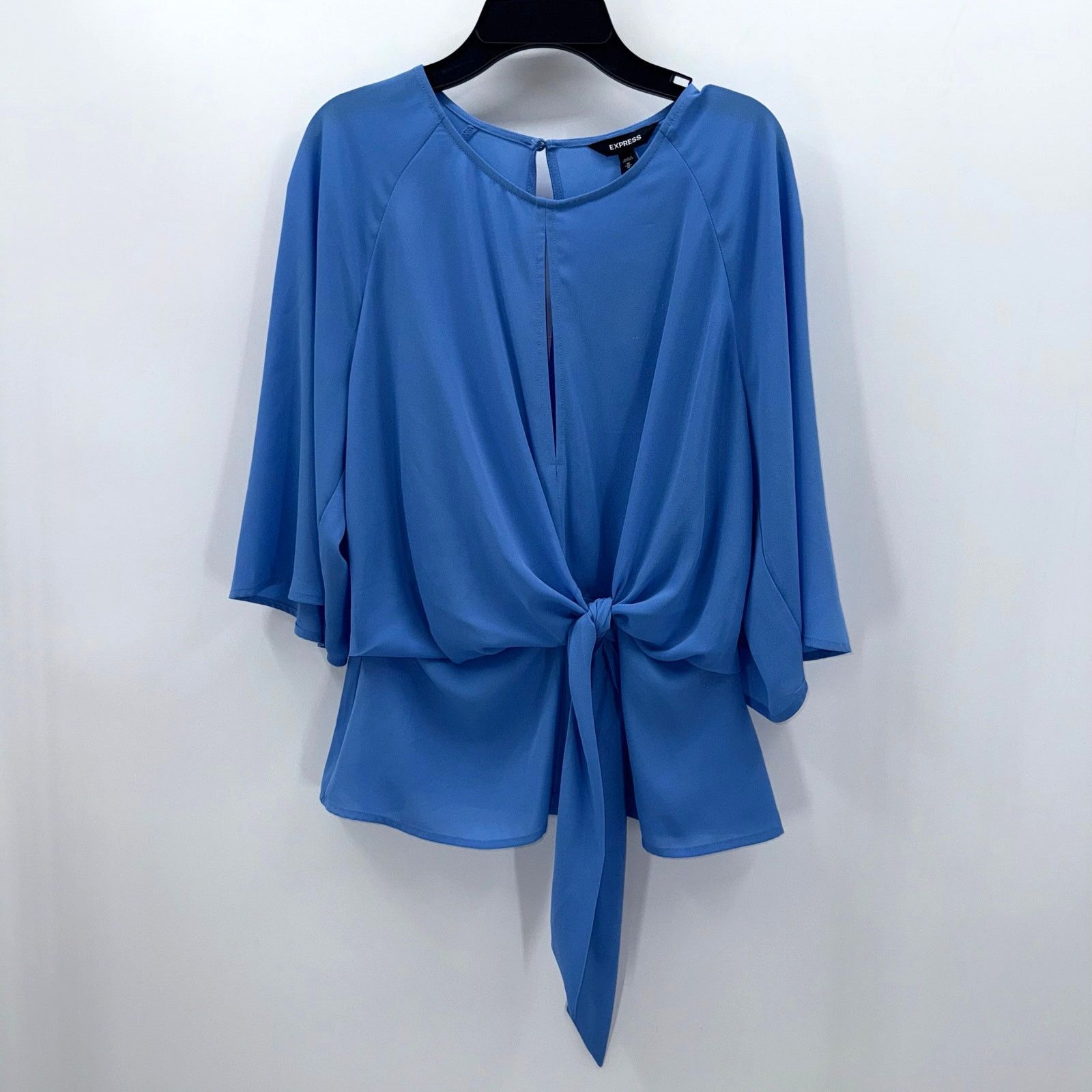 Express NWT Express Mock Wrap with Front Tie Long Keyhole Neckline Size M / US 6-8 / IT 42-44 - 1 Thumbnail