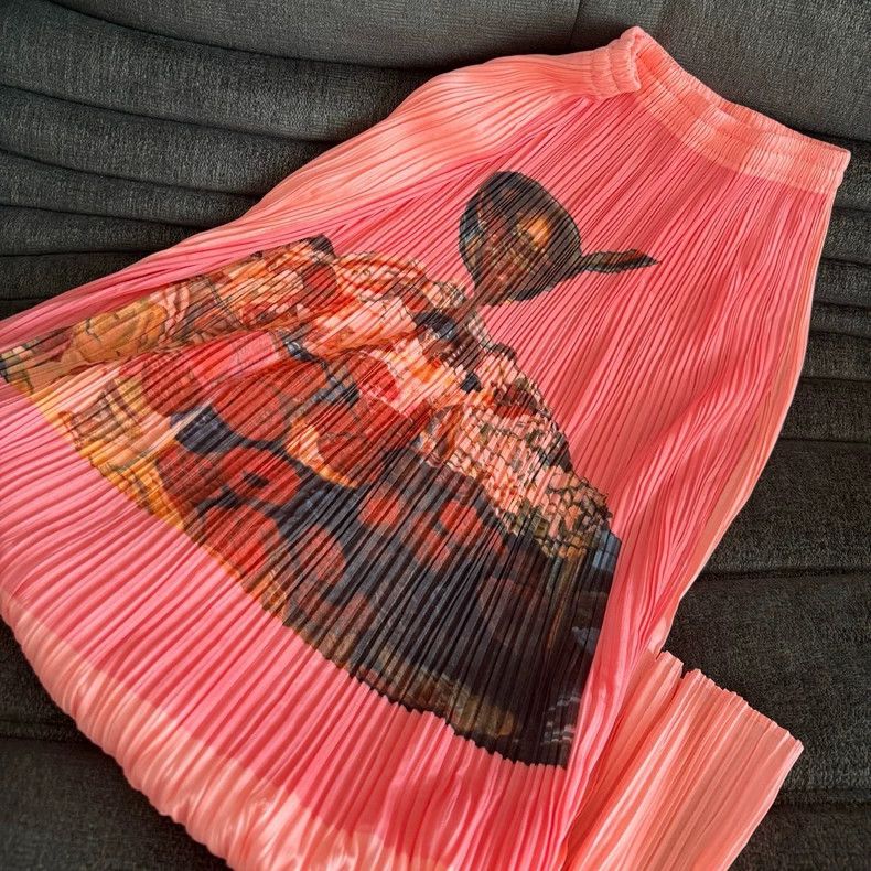 Issey Miyake Issey Miyake size:5 Strawberry cake pleated long dress Size 23" - 1 Thumbnail