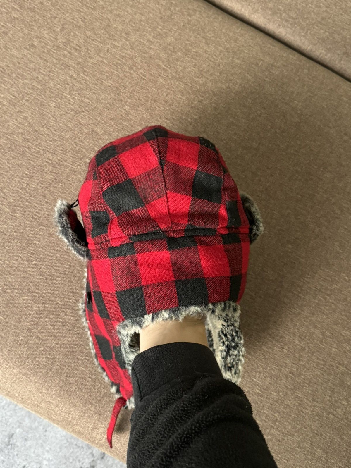 Japanese Brand Vintage red checkered Y2K fuzzy fur ushanka hat Japanese Size ONE SIZE - 5 Thumbnail