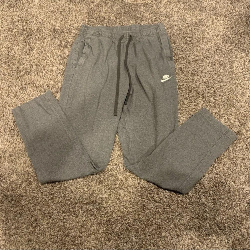 Nike Nike Sweatpants Size US 34 / EU 50 - 1 Thumbnail