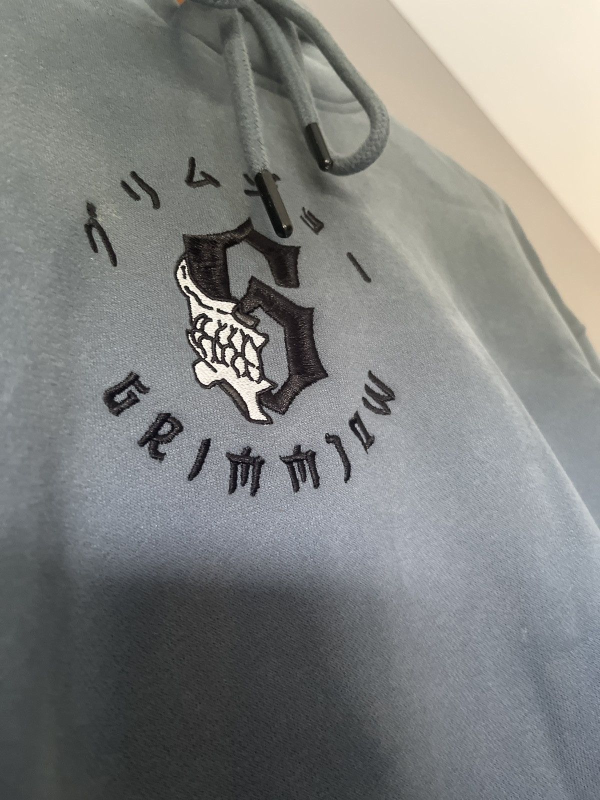 Japanese Brand × Vintage Bleach Embroidered ‘Grimmjow’ Hoodie Size US M / EU 48-50 / 2 - 3 Thumbnail