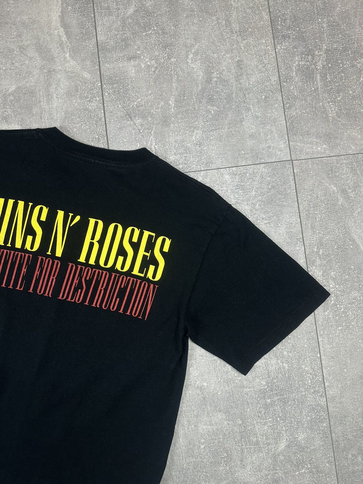 Gildan Guns N Roses 2004 Appetite For Destruction T-Shirt Size US S / EU 44-46 / 1 - 9 Thumbnail