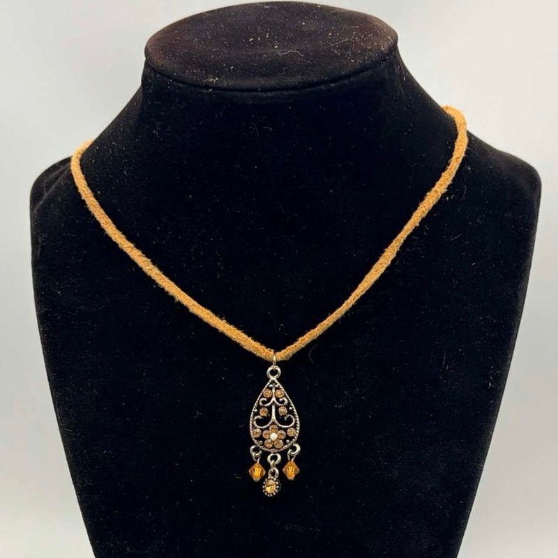 Other Tan Tassel Floral Necklace Size ONE SIZE - 1 Thumbnail