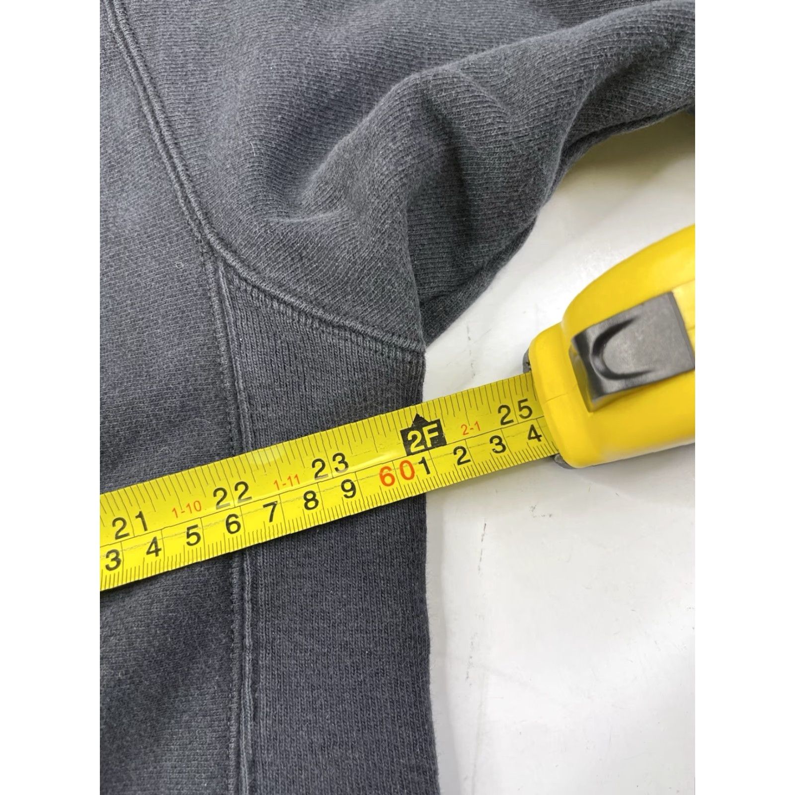 Champion VINTAGE Champion Reverse Weave Pullover Sweatshirt Men L Black Reversible Premium Crewneck Binghamton Size US L / EU 52-54 / 3 - 7 Thumbnail