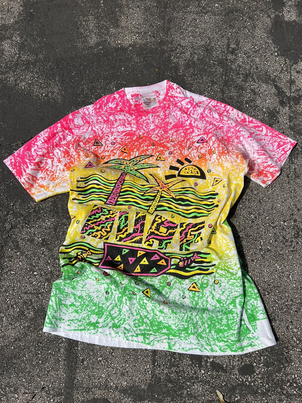 Hanes Vintage Surf Mania AOP T-Shirt Size US XL / EU 56 / 4 - 1 Thumbnail