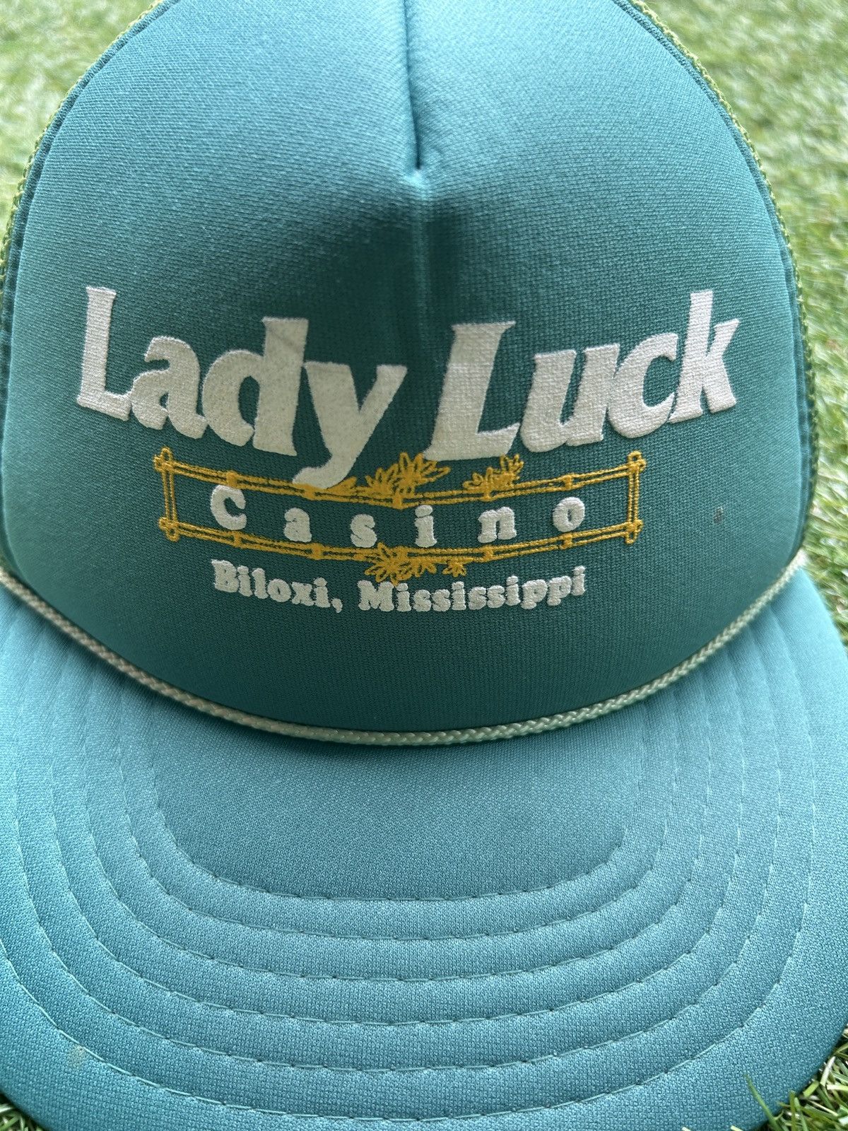 Vintage Vintage Lady Luck Casino Trucker Hat Size ONE SIZE - 2 Thumbnail