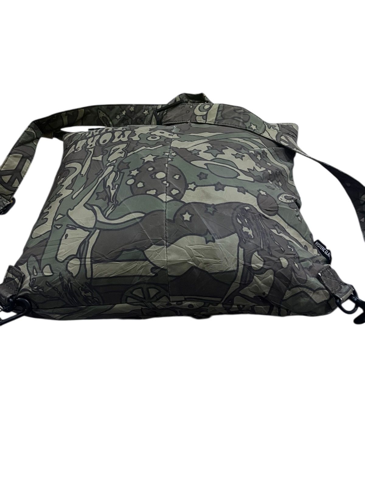 Hysteric Glamour HYSTERIC GLAMOUR CAMOUFLAGE GRAPHIC PATRERN 2WAY BACKPACK Size ONE SIZE - 7 Thumbnail