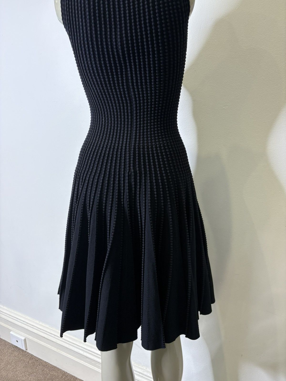 Alaia Azzedine Alaïa Pleated Mini Dress Rare Size XS / US 0-2 / IT 36-38 - 4 Thumbnail