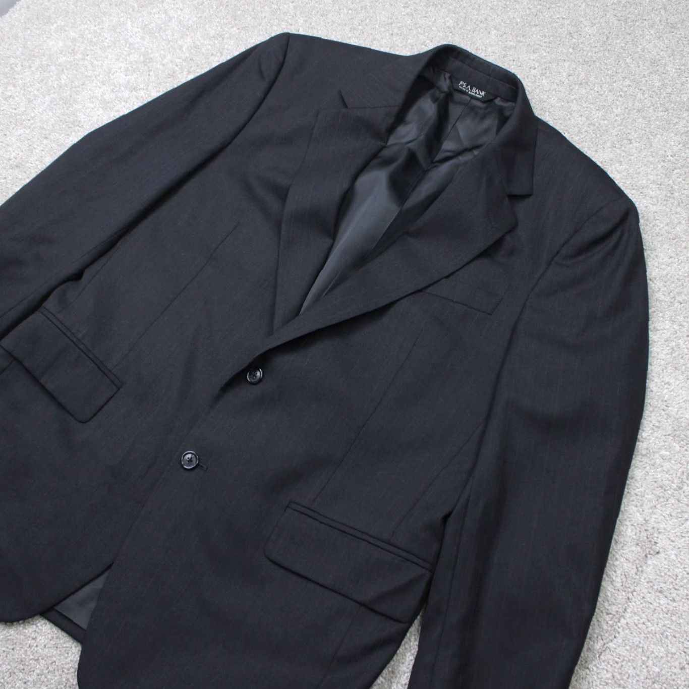 Jos. A. Bank Jos. A. Bank Blazer Mens 42 R Black w/ Red Pinstripes 2 Button 1 Vent 100% Wool Tweed Solid Notch Lapel Single-Breasted Sports Jacket Regular Boy? No. Size 42R - 2 Thumbnail