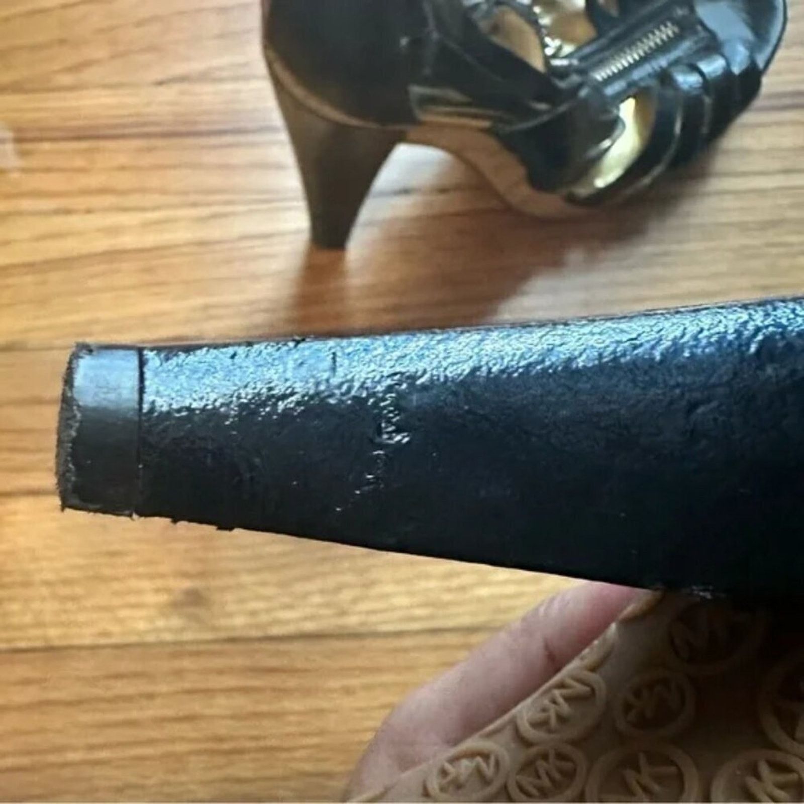 Michael Kors Michael Michael Kors Black Front Zip Heels Sz 8M Size US 8 / IT 38 - 9 Thumbnail
