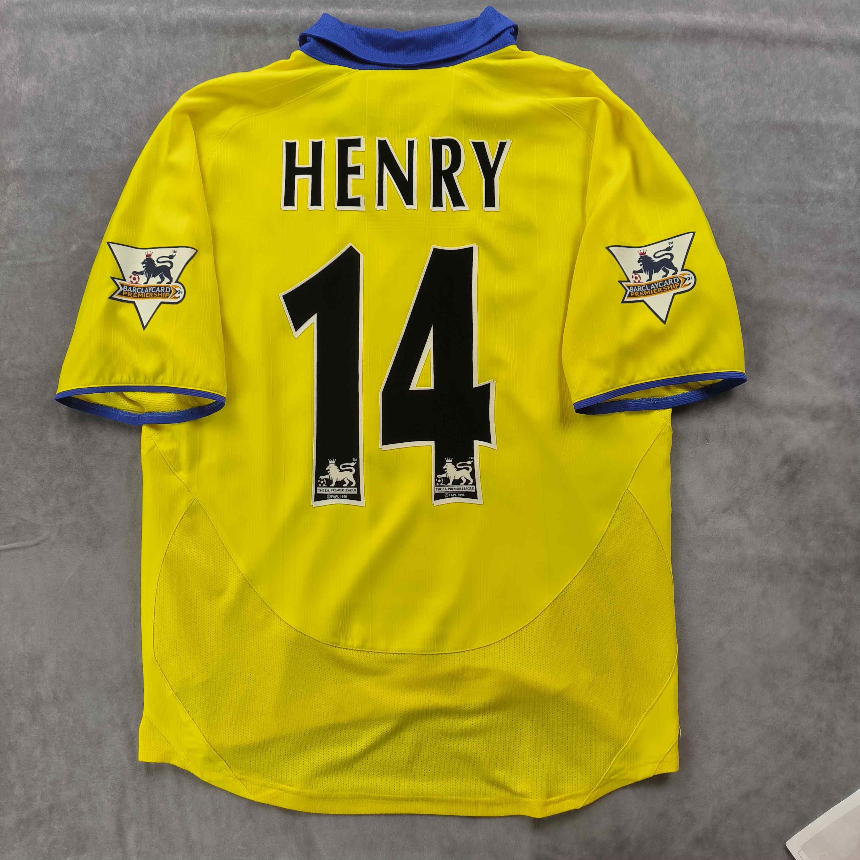Arsenal 2003-04 Nike away Henry football jersey size S