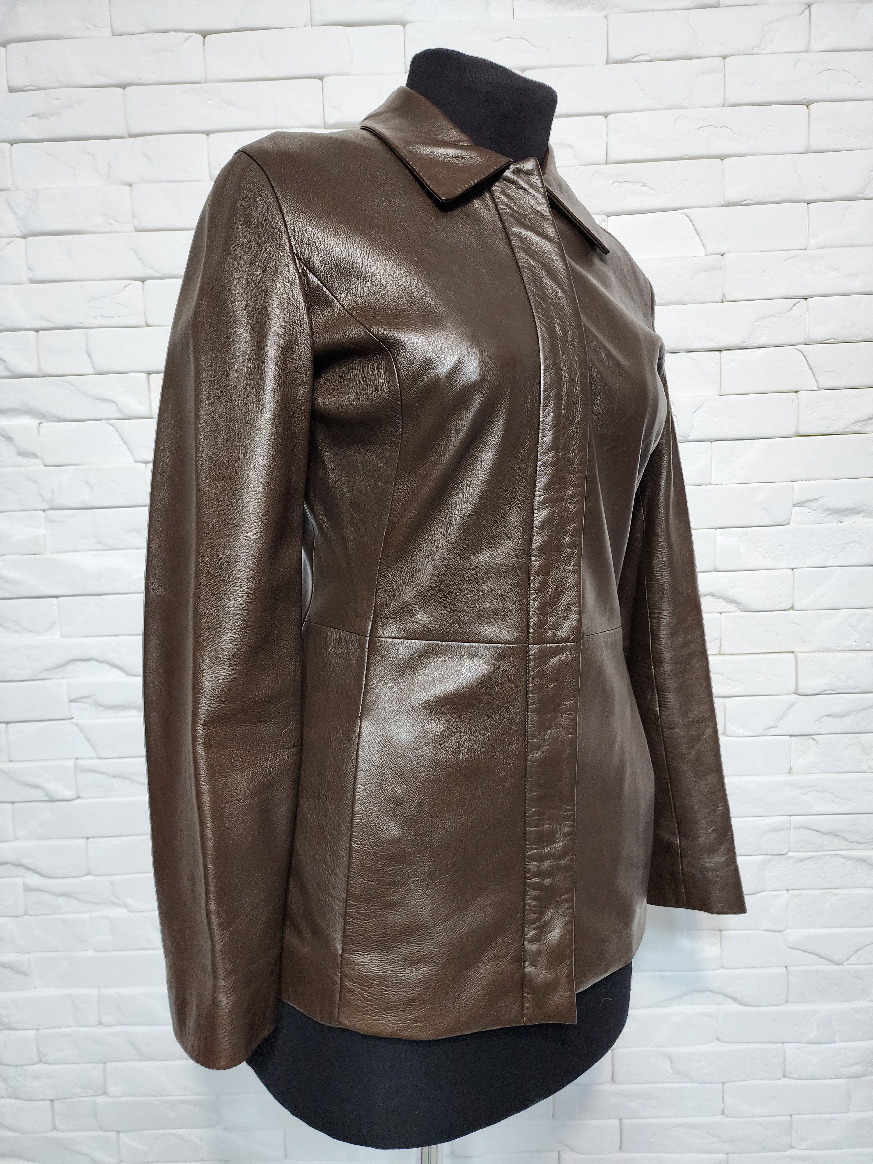 Hugo Boss Vintage Brown Leather Jacket: Women's Zip-Up Sportswear Size M / US 6-8 / IT 42-44 - 2 Thumbnail