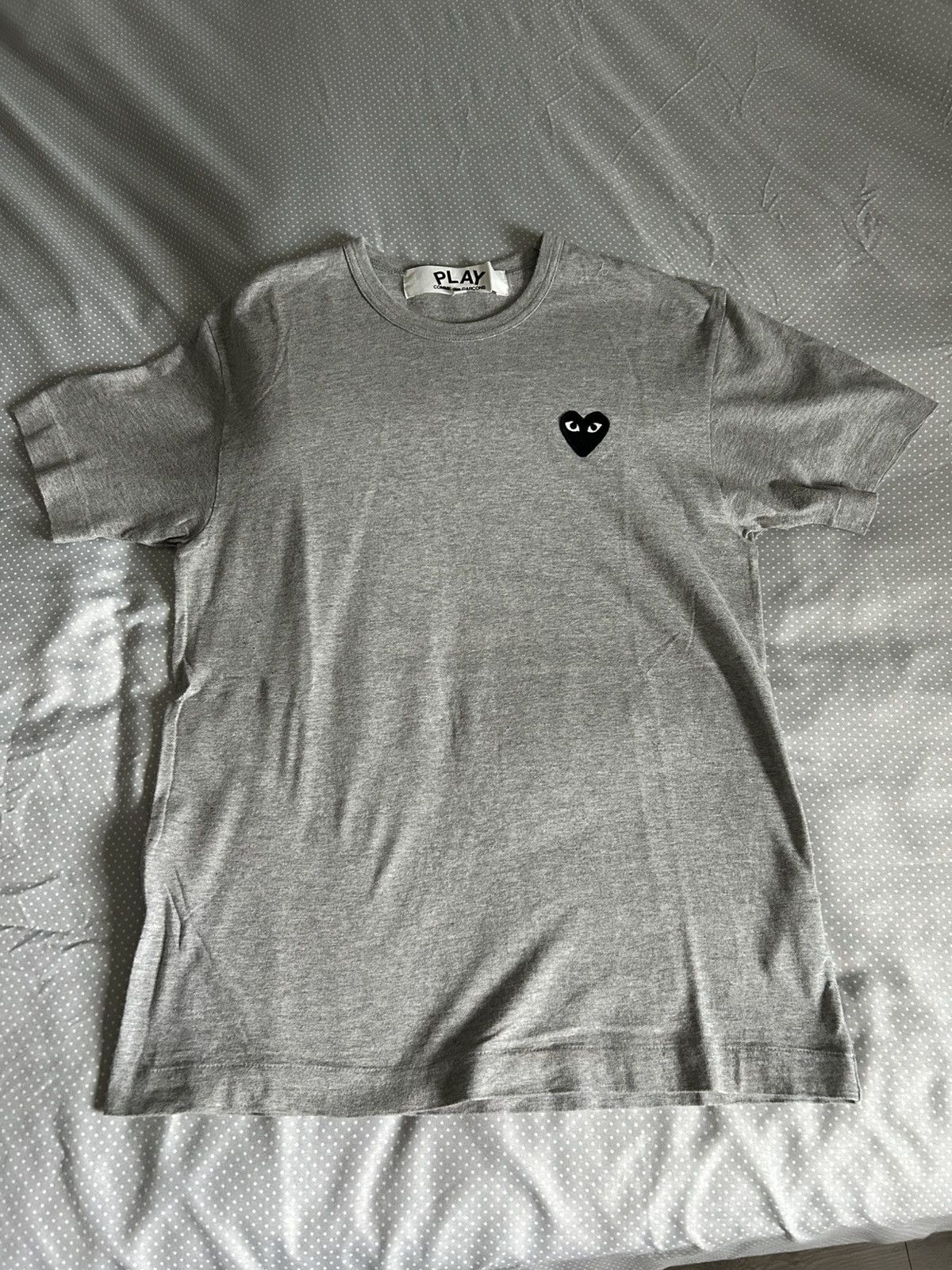 Comme des Garcons Comme des Garcons ‘Play’ Tee Size US M / EU 48-50 / 2 - 1 Thumbnail