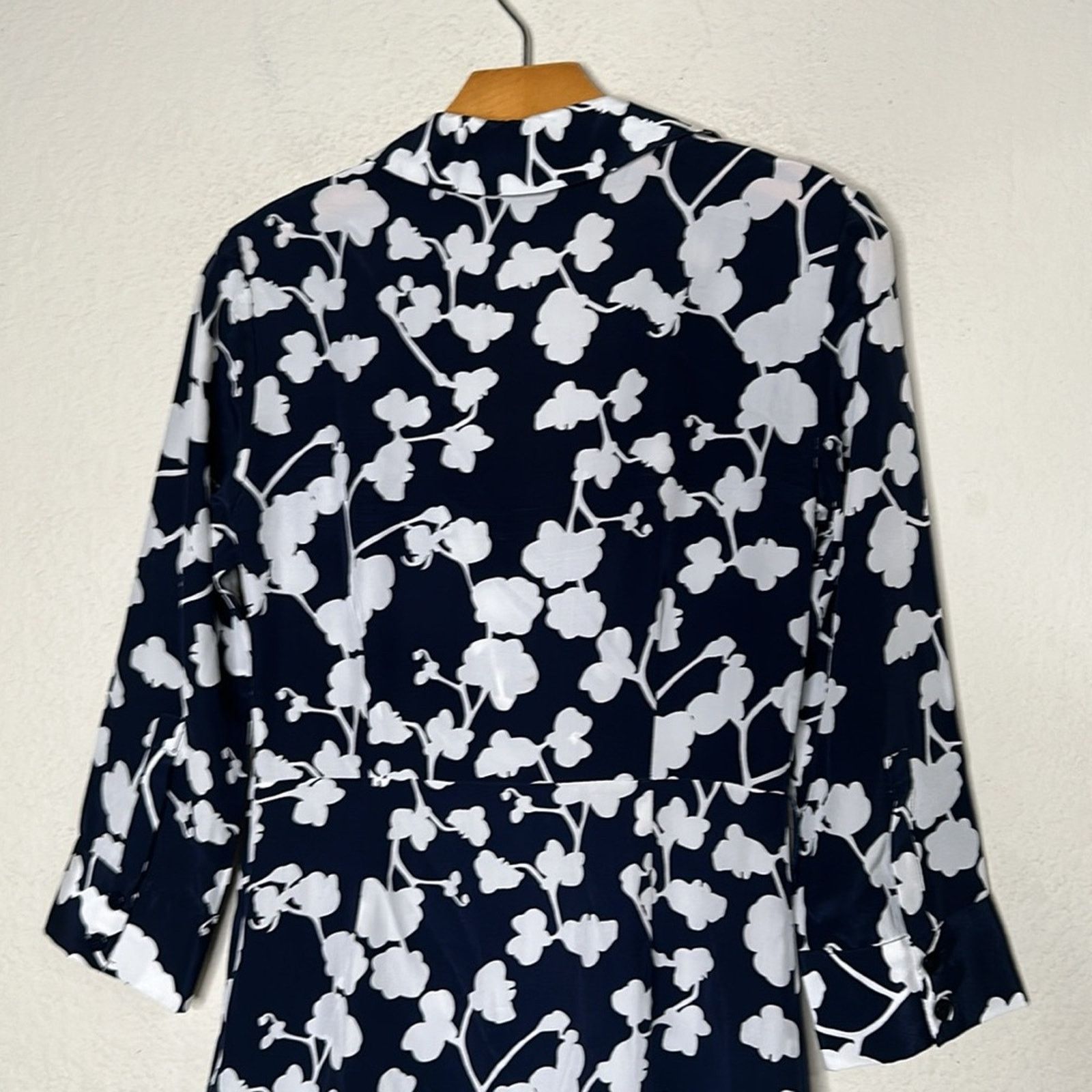 NWOT Diane Von Furstenberg Silk Faux Wrap Dress Floral Sz 6