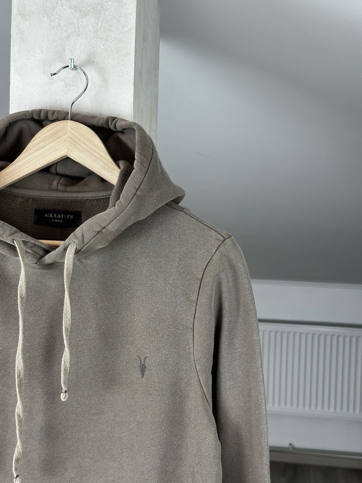 Allsaints Vintage Allsaints Base Mini Logo Hoodie Size US S / EU 44-46 / 1 - 3 Thumbnail