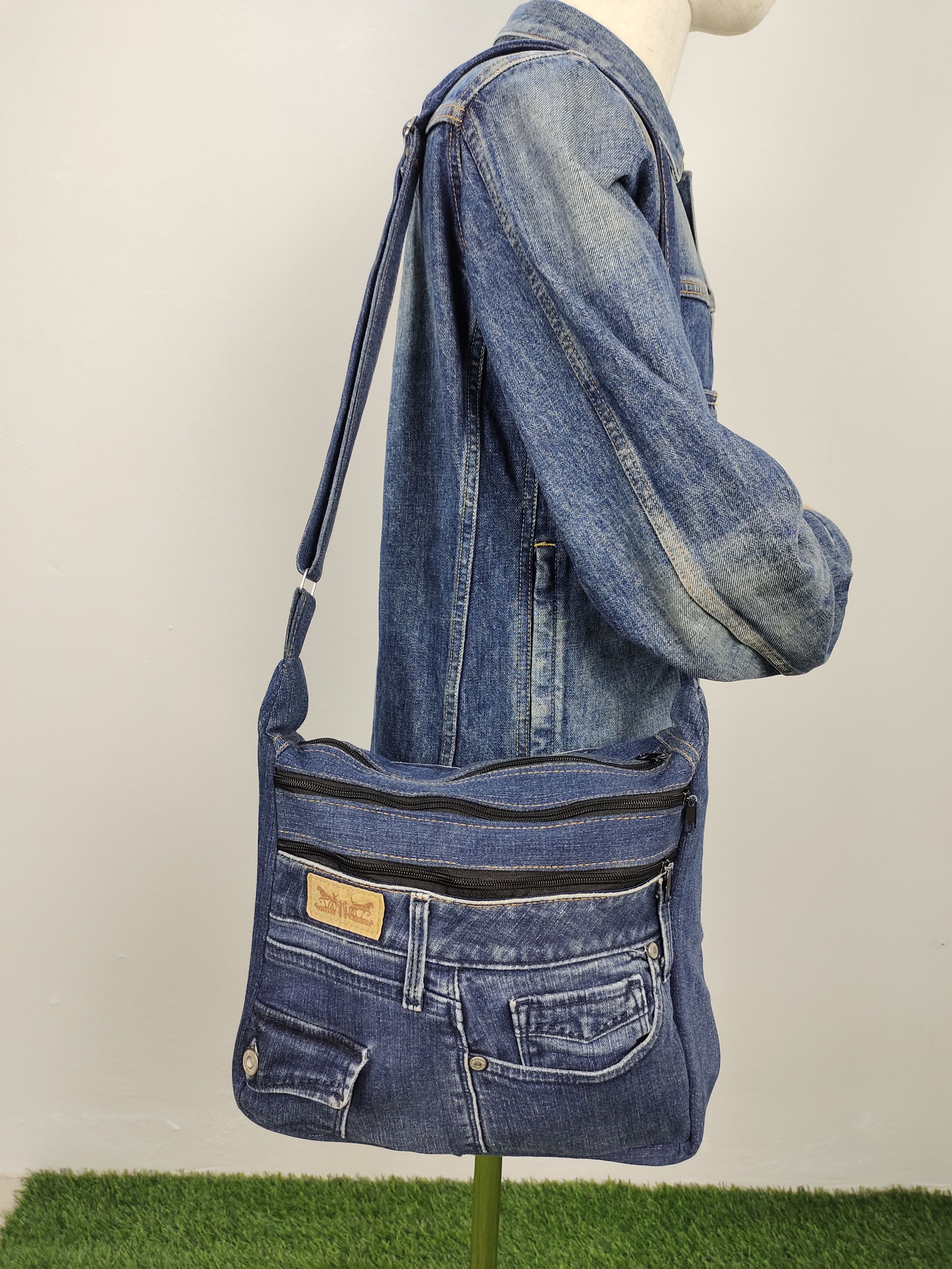 If Six Was Nine Vintage Levis Custom Crossbody Sling Denim Bag Size ONE SIZE - 3 Thumbnail