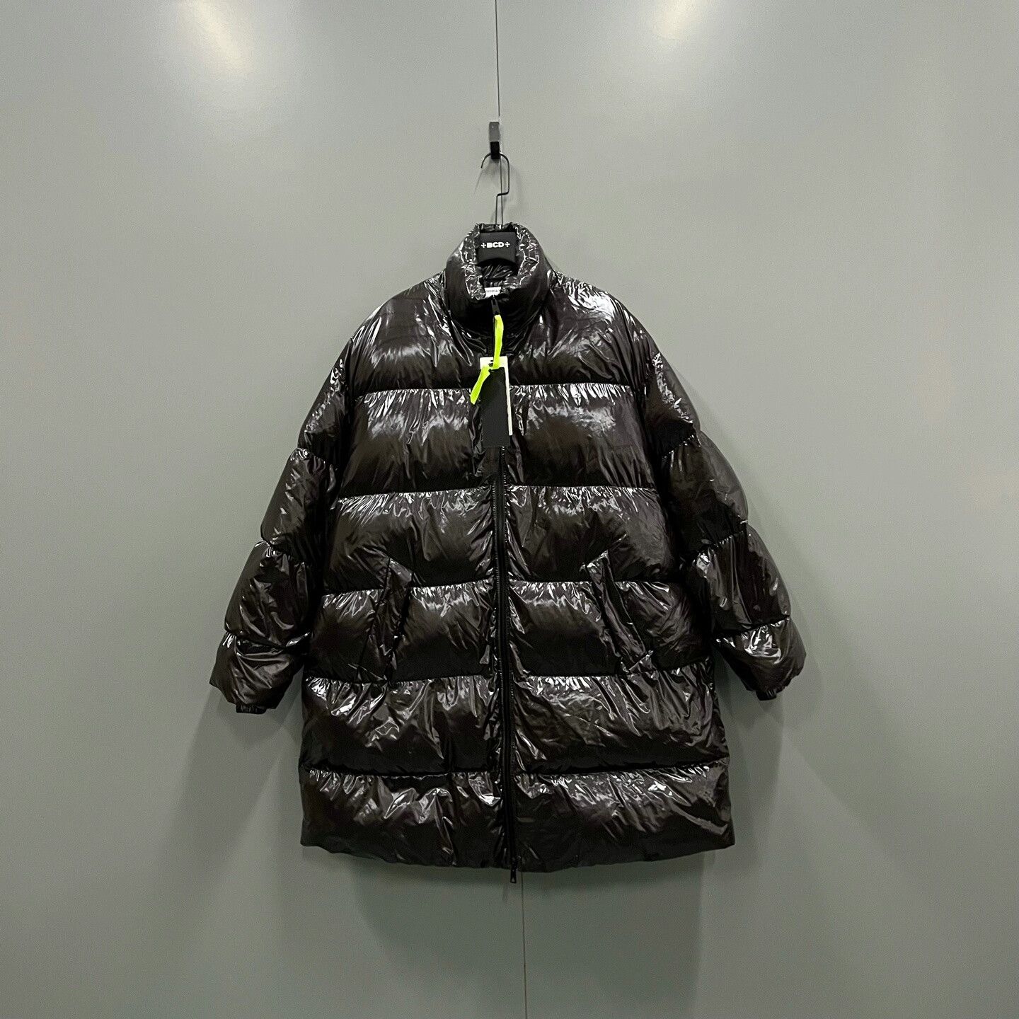 Bottega Veneta Bottega Veneta Black Shiny Down Jacket Size US M / EU 48-50 / 2 - 1 Thumbnail